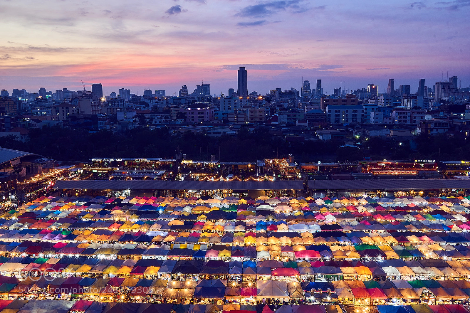 Sony a5100 sample photo. Gems appeared in bangkok photography
