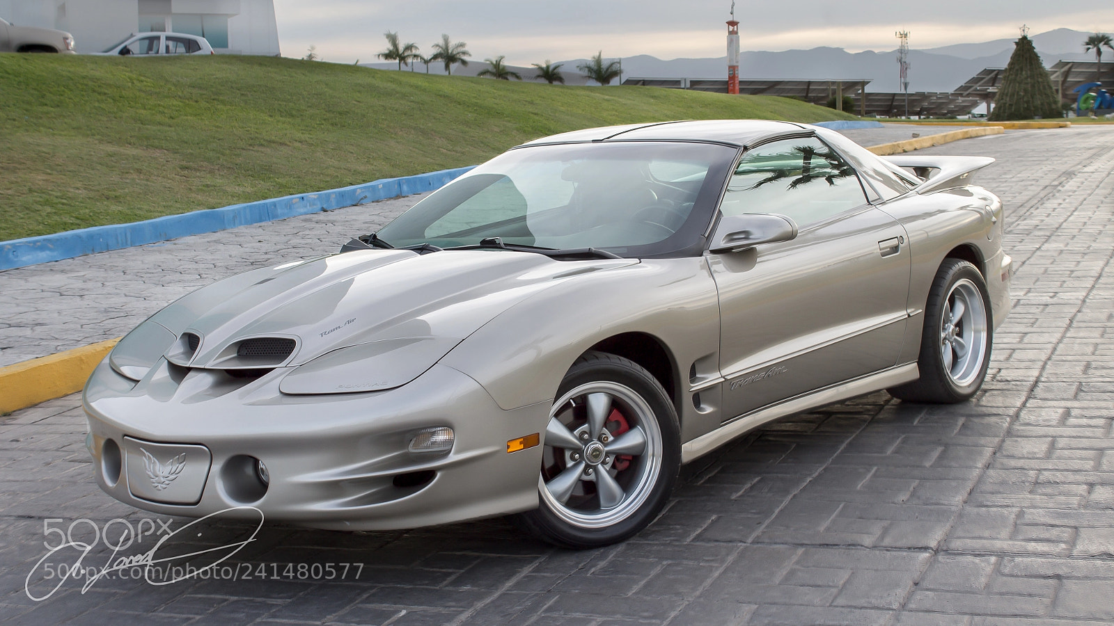 Canon EOS 1100D (EOS Rebel T3 / EOS Kiss X50) sample photo. Pontiac trans am 2000 photography