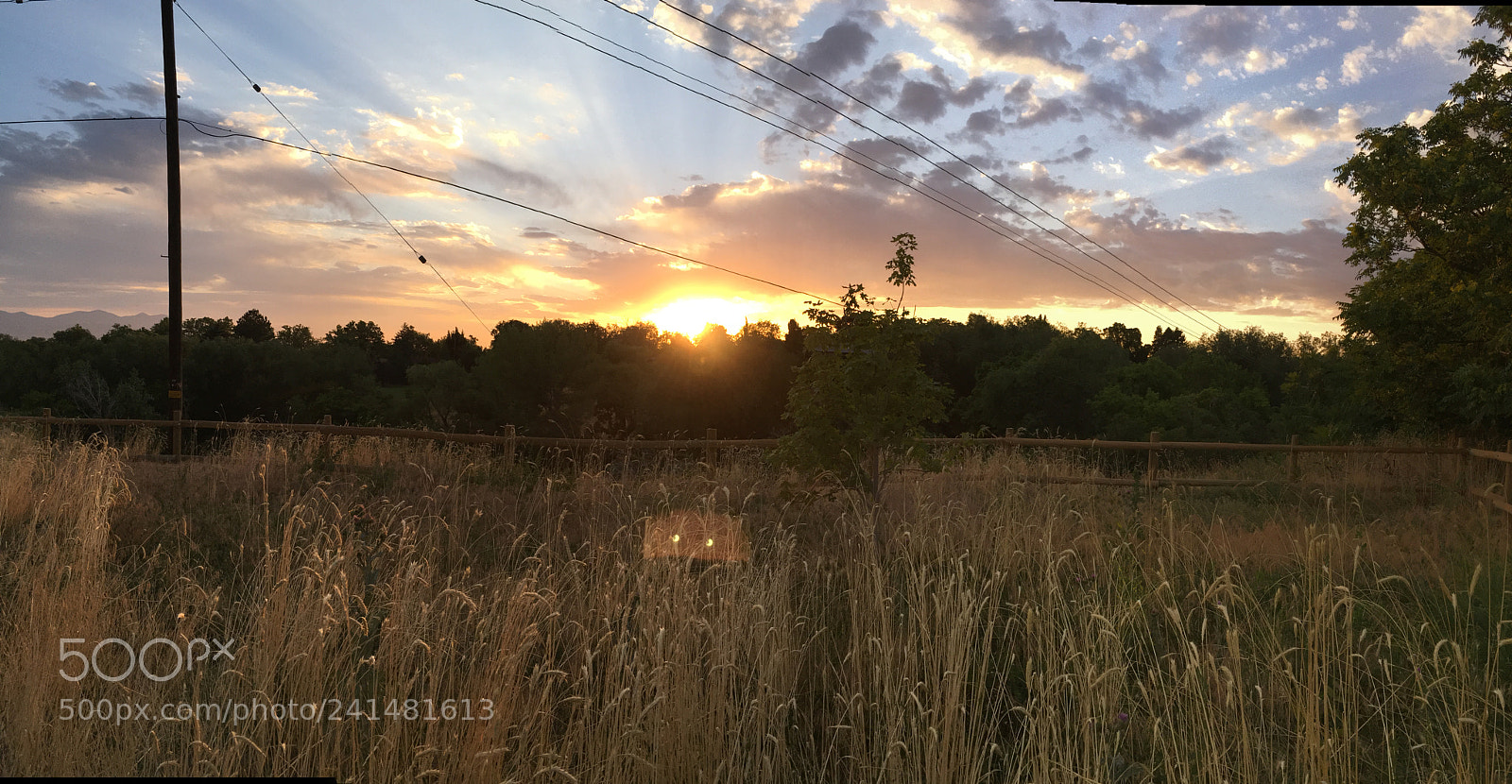 Apple iPhone SE sample photo. The sunsets in the photography