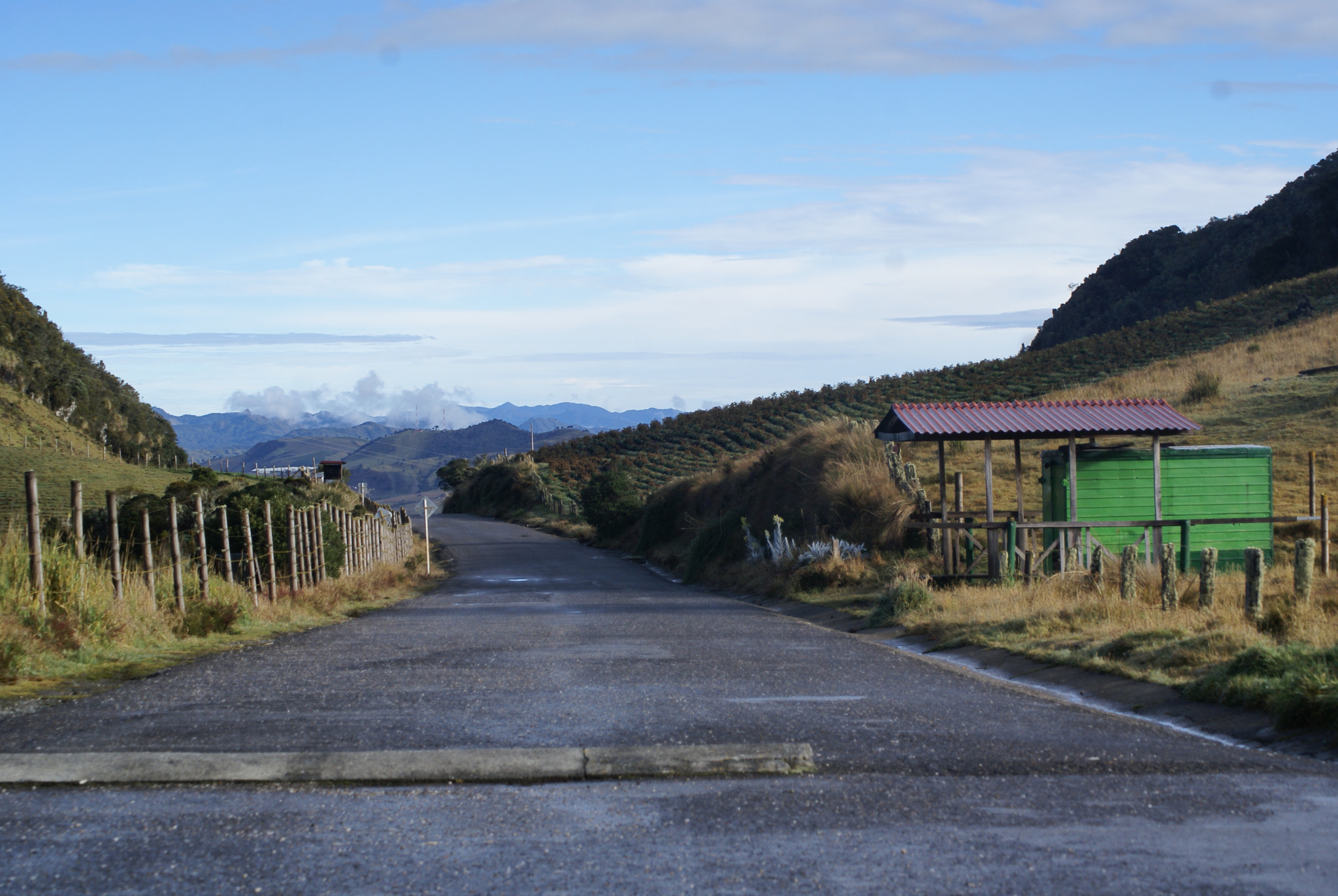 Sony Alpha DSLR-A100 sample photo. Camino al nevado photography