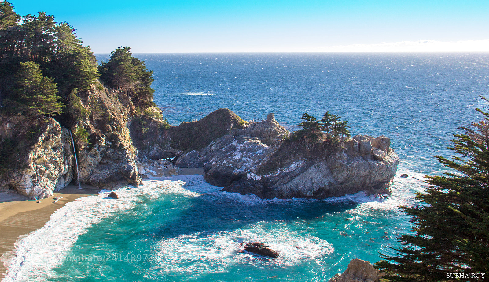 Canon EOS 600D (Rebel EOS T3i / EOS Kiss X5) sample photo. Waterfall on the beach photography