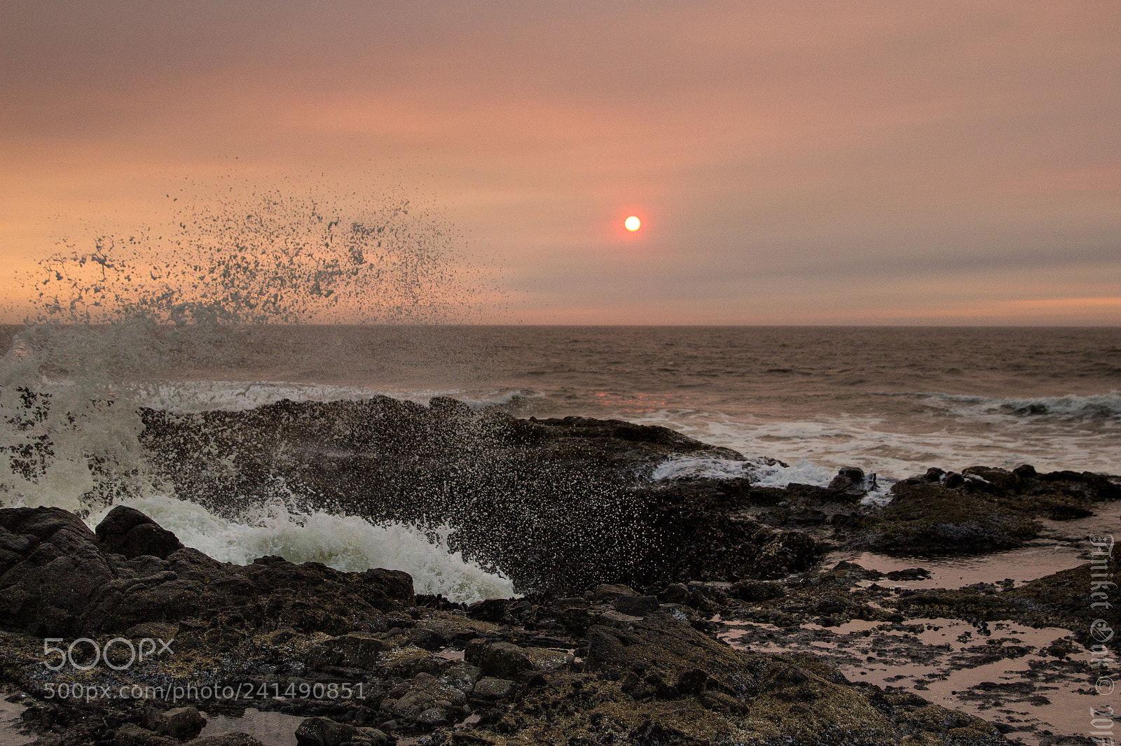 Canon EOS 600D (Rebel EOS T3i / EOS Kiss X5) sample photo. Thor's well photography