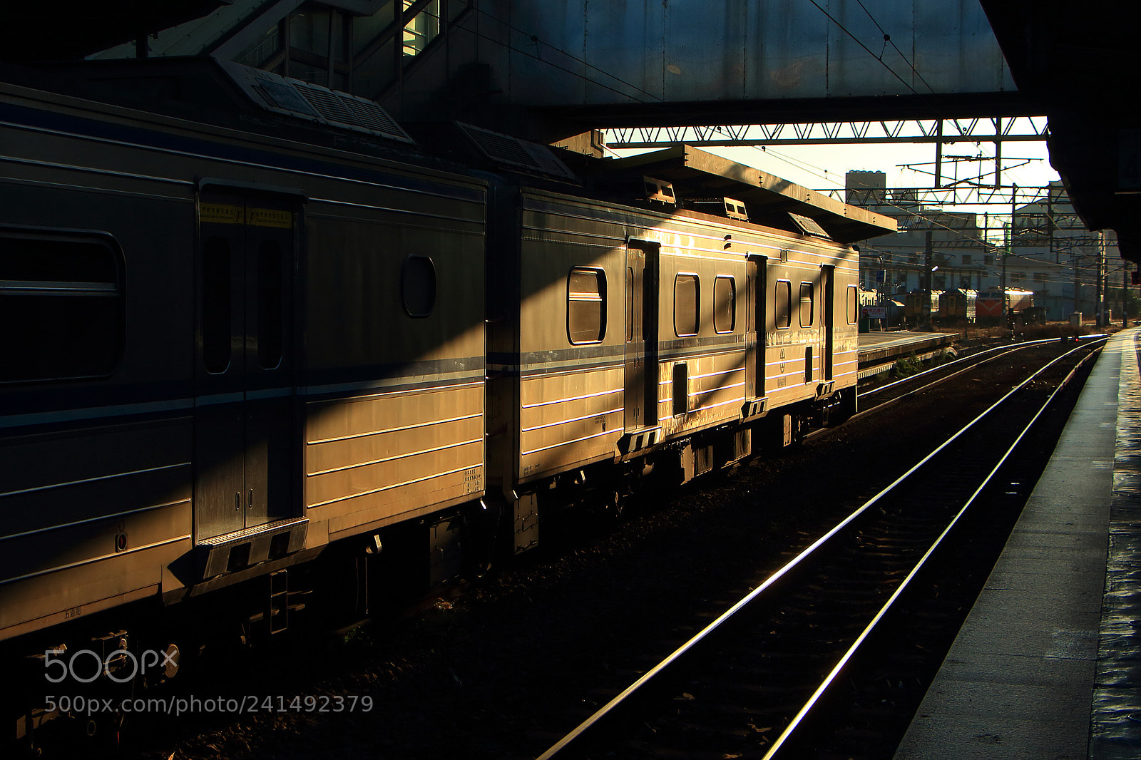Canon EOS 650D (EOS Rebel T4i / EOS Kiss X6i) sample photo. #commuters photography
