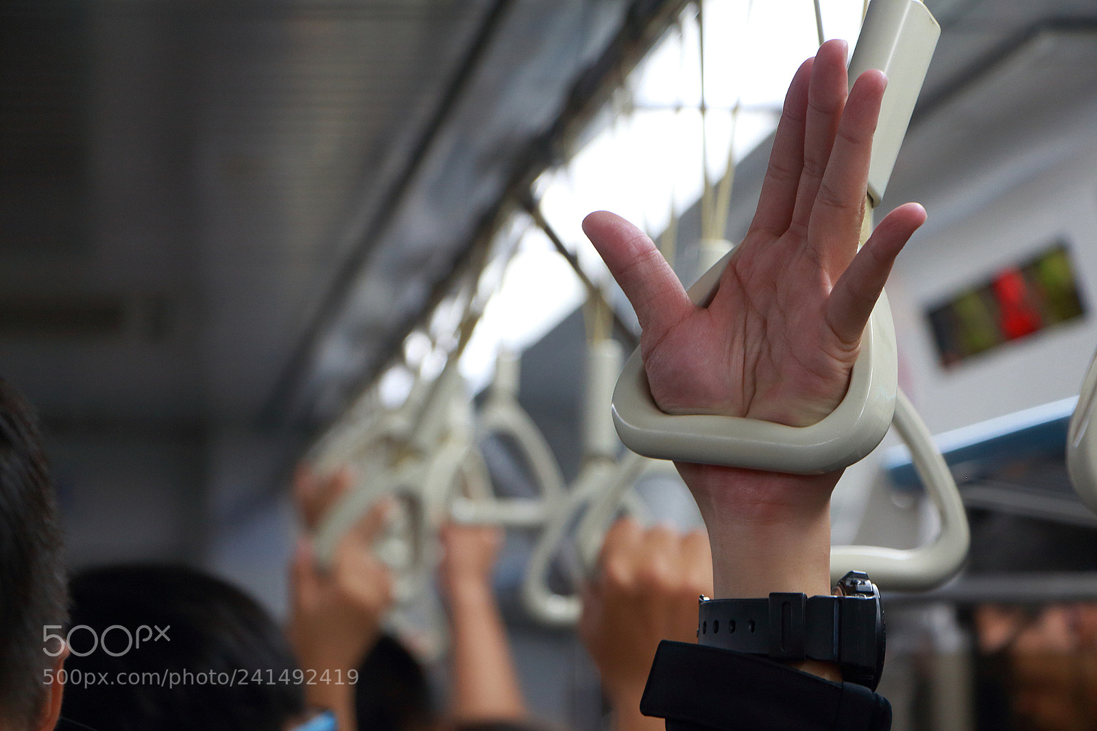 Canon EOS 650D (EOS Rebel T4i / EOS Kiss X6i) sample photo. #commuters photography