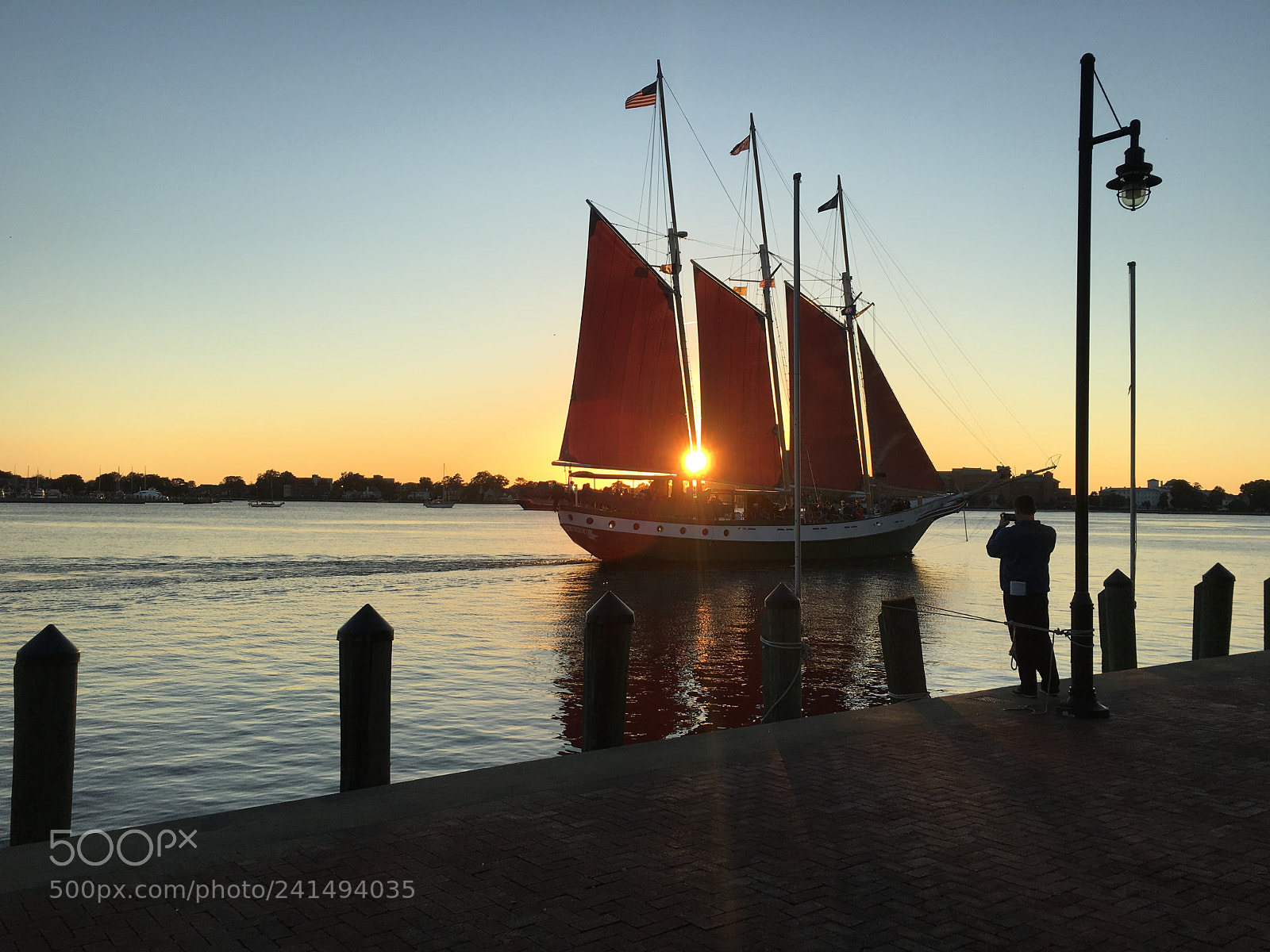 Apple iPhone 6s sample photo. Sailing from sunset to photography