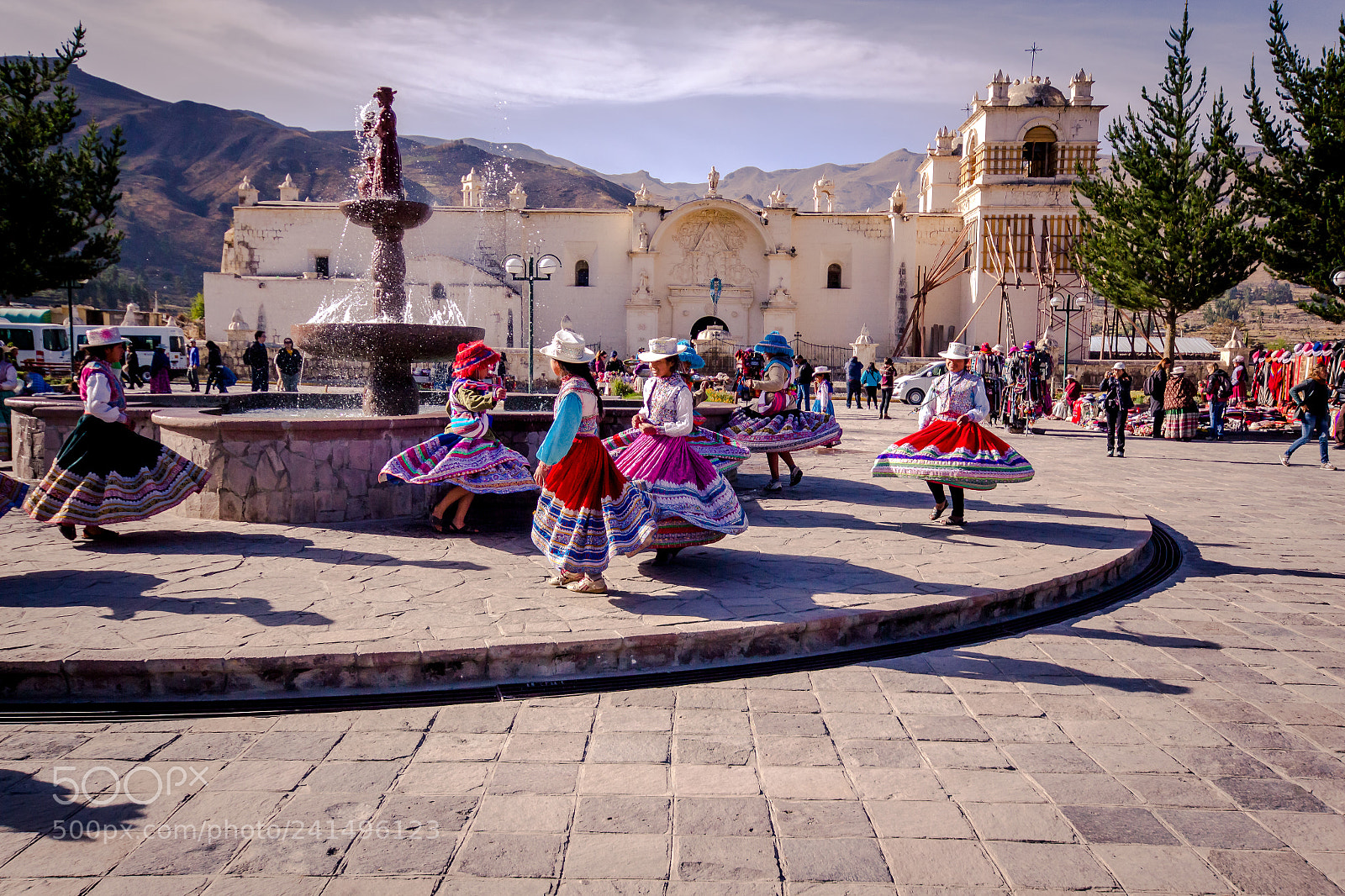 Canon EOS 650D (EOS Rebel T4i / EOS Kiss X6i) sample photo. Dancing girls at yanque photography
