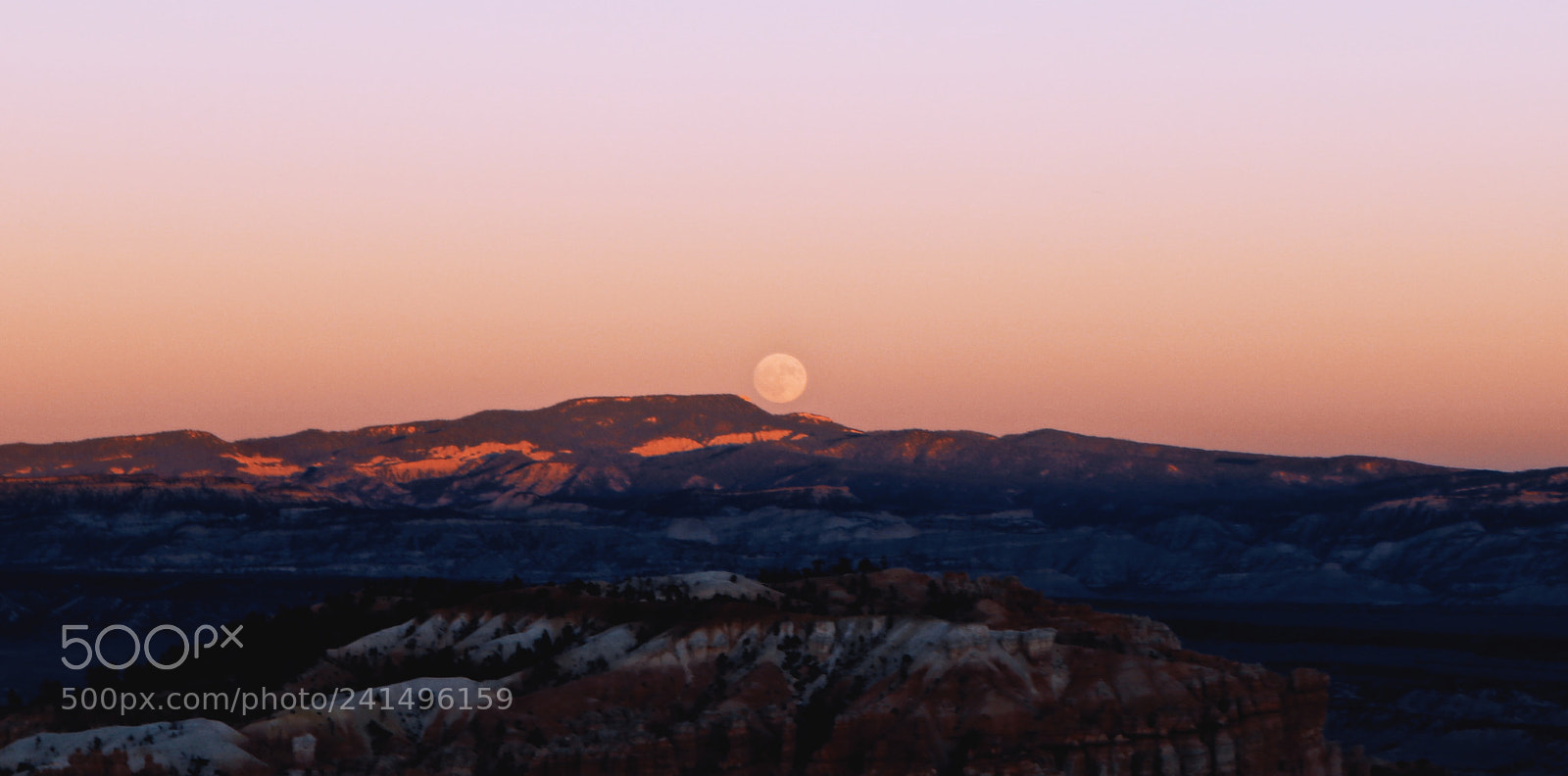 Canon EOS 750D (EOS Rebel T6i / EOS Kiss X8i) sample photo. Moonrise photography