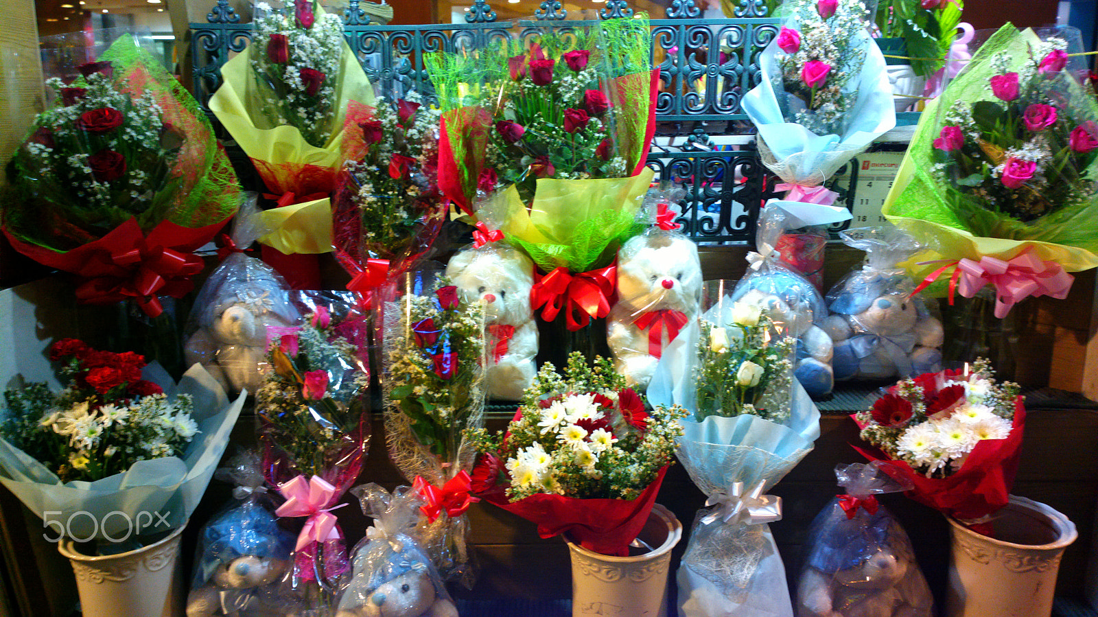 Nokia 808 PureView sample photo. Bouquet flowers photography