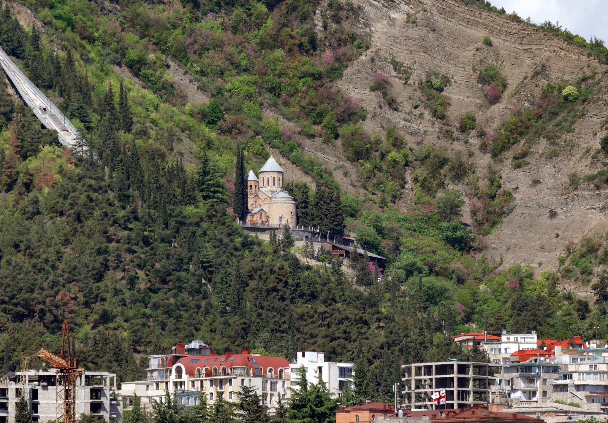 Canon EOS 550D (EOS Rebel T2i / EOS Kiss X4) + Sigma 50-200mm F4-5.6 DC OS HSM sample photo. Tbilisi. church of saint david "mamadaviti" photography