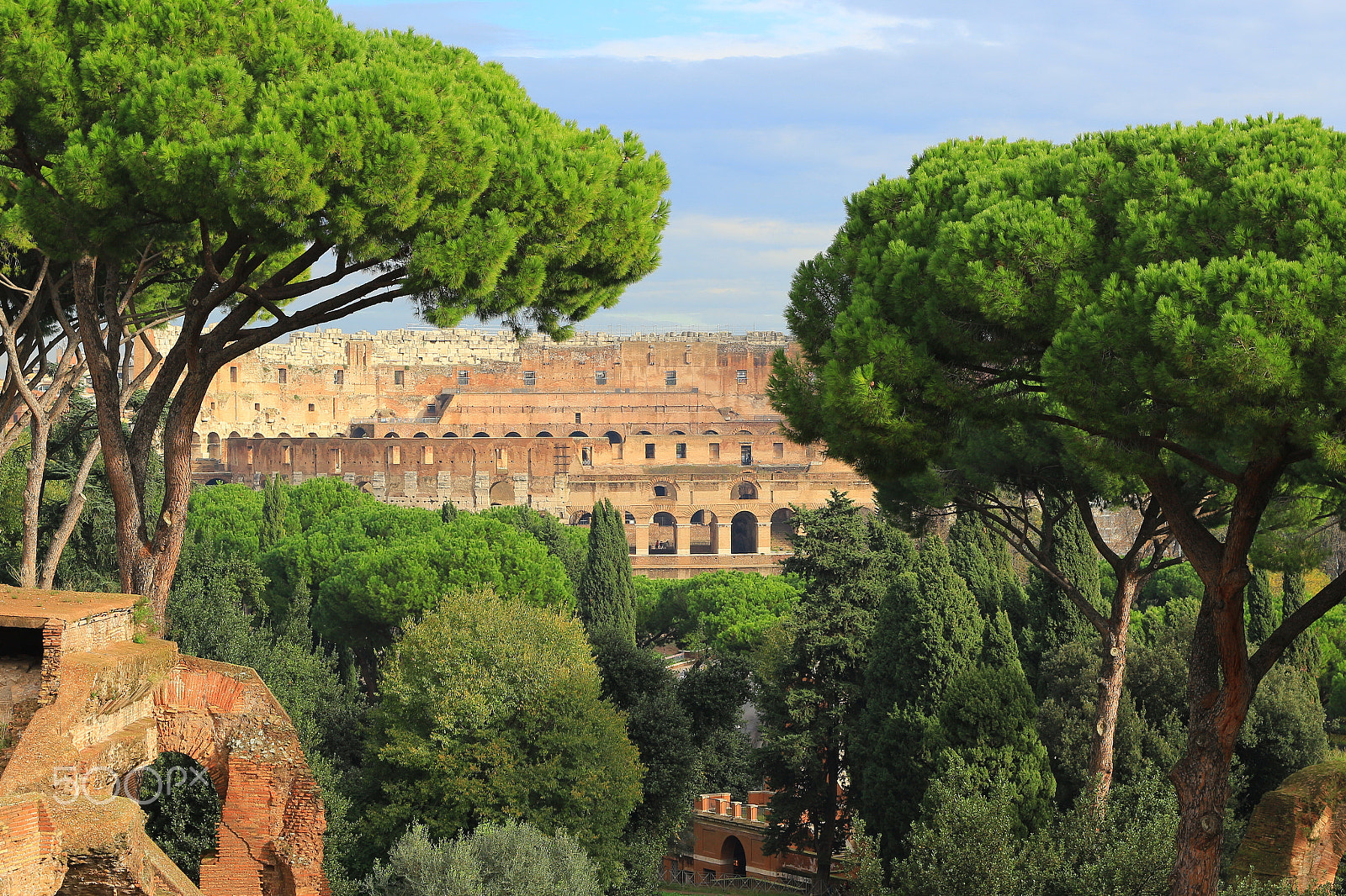 Canon EF 50mm F1.8 II sample photo. A glance at rome's ancient city photography