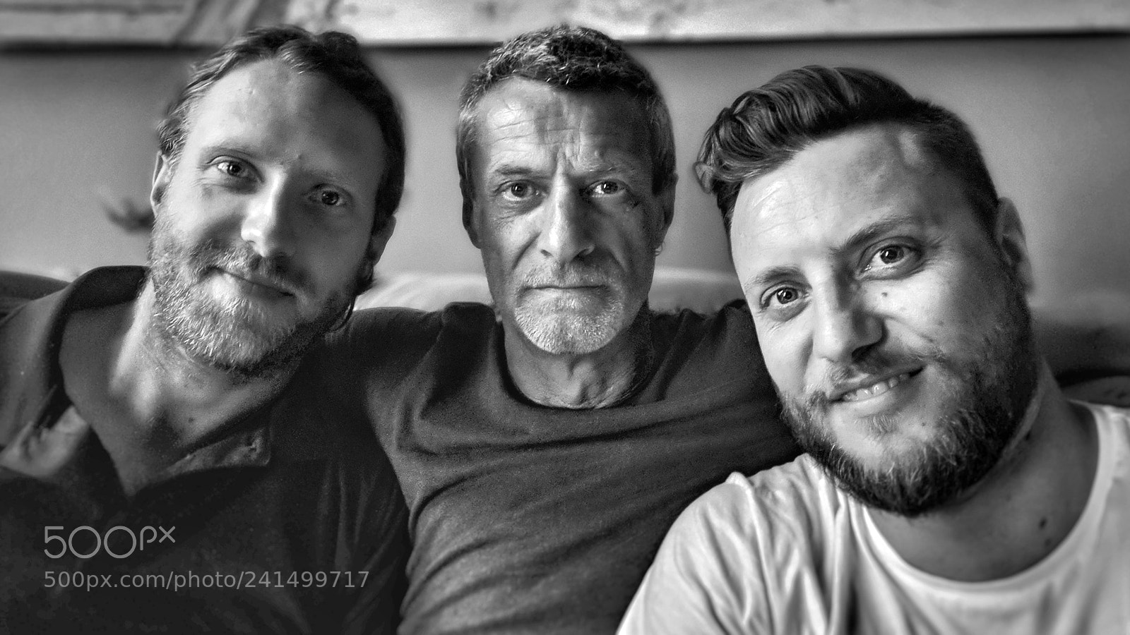Google Pixel 2 XL sample photo. Family photography