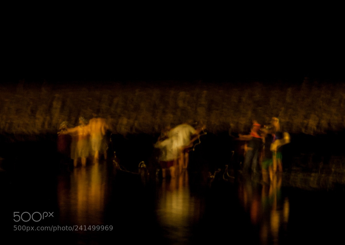 Canon EOS-1D Mark III sample photo. Fishermen in the night photography