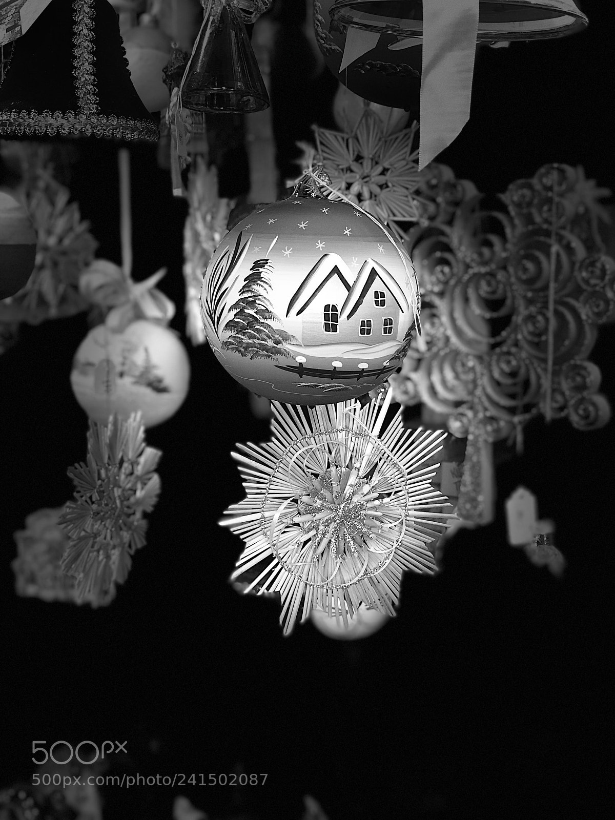 Apple iPhone X sample photo. Christmas decoration photography