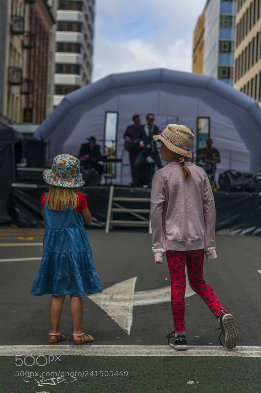 Canon EOS 1000D (EOS Digital Rebel XS / EOS Kiss F) sample photo. Wellington xmas parade [day 83] photography