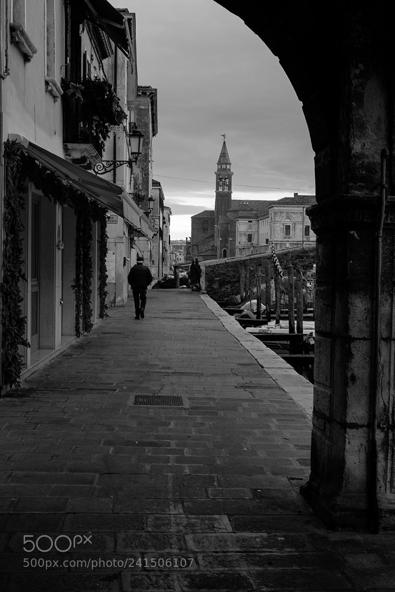 Fujifilm X-T1 sample photo. Sottoportico photography