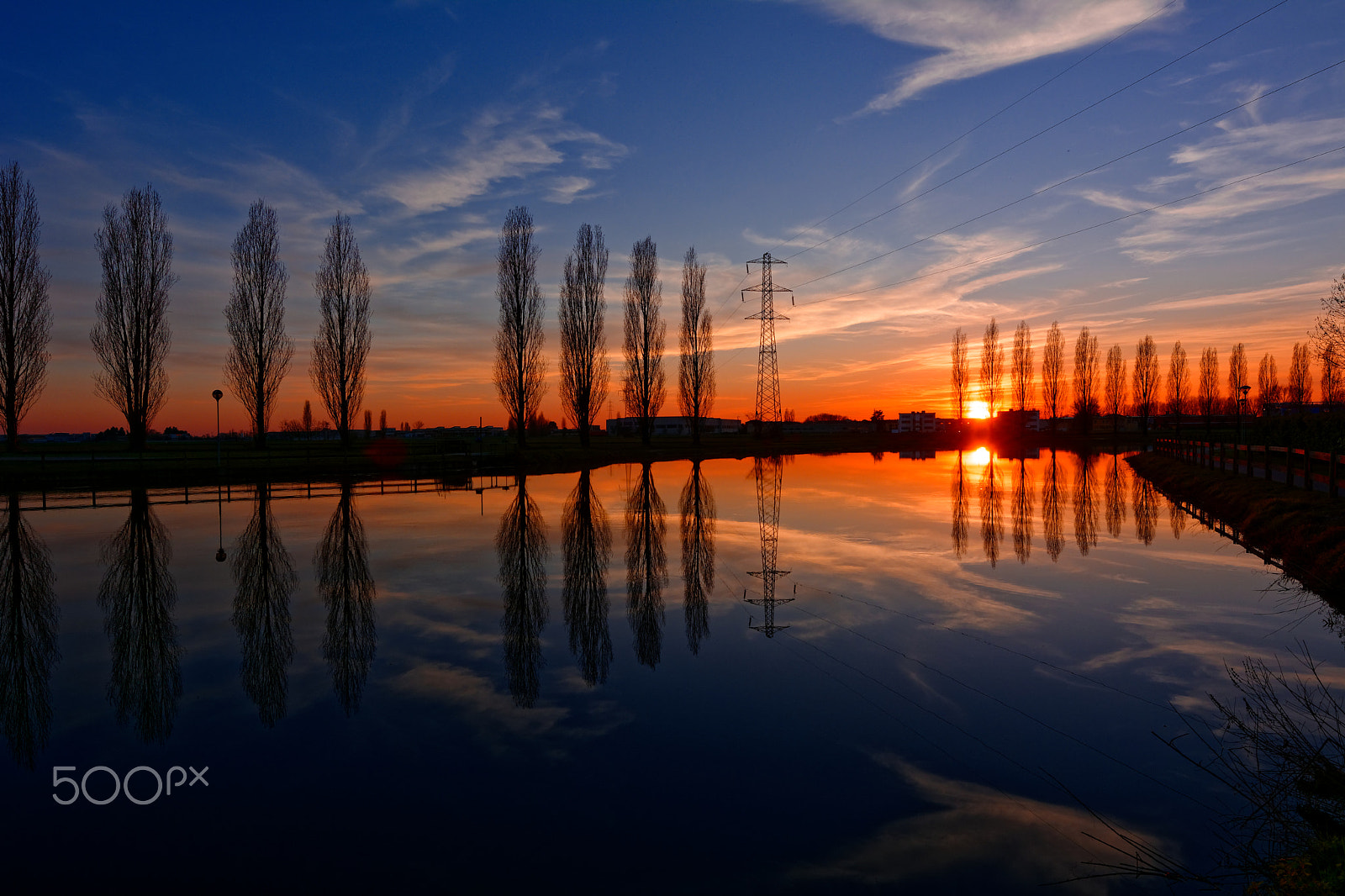 Nikon AF-S Nikkor 14-24mm F2.8G ED sample photo. Cartoon sunset photography