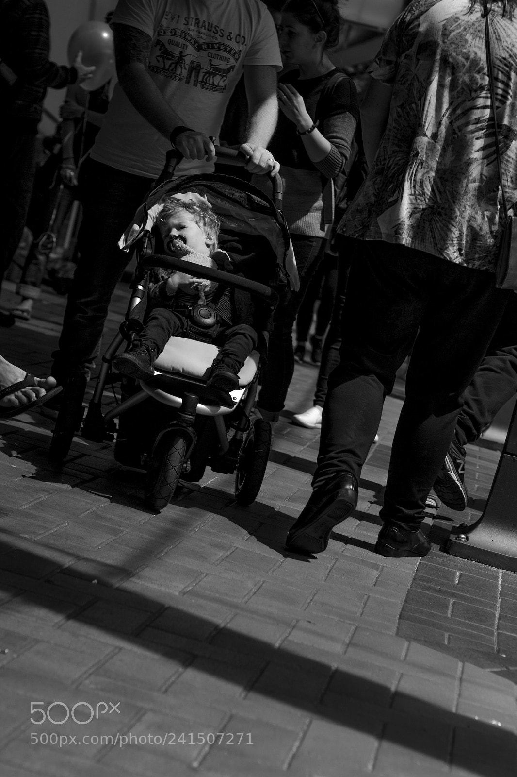 Canon EOS 1000D (EOS Digital Rebel XS / EOS Kiss F) sample photo. Wellington xmas parade [day 83] photography