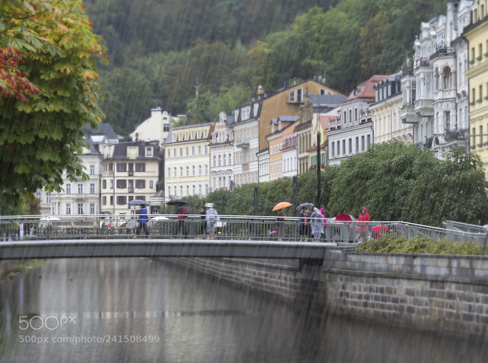 Canon EOS 60D sample photo. Rainy day in karlovy photography