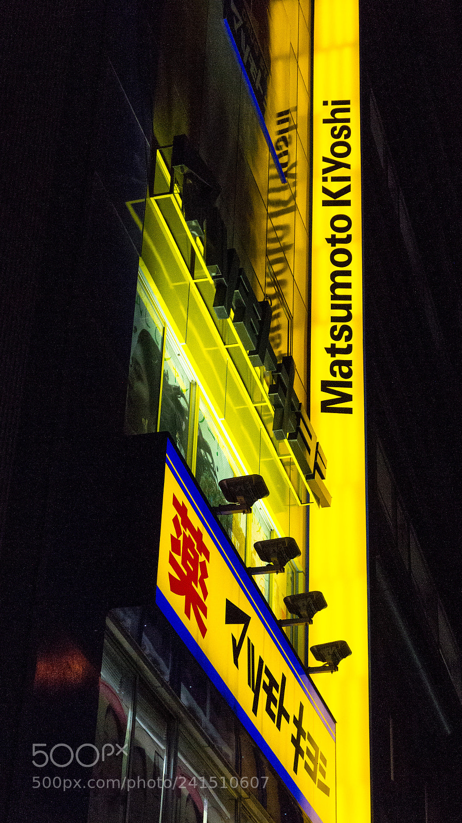 Sony Alpha NEX-5 sample photo. Roppongi neons photography