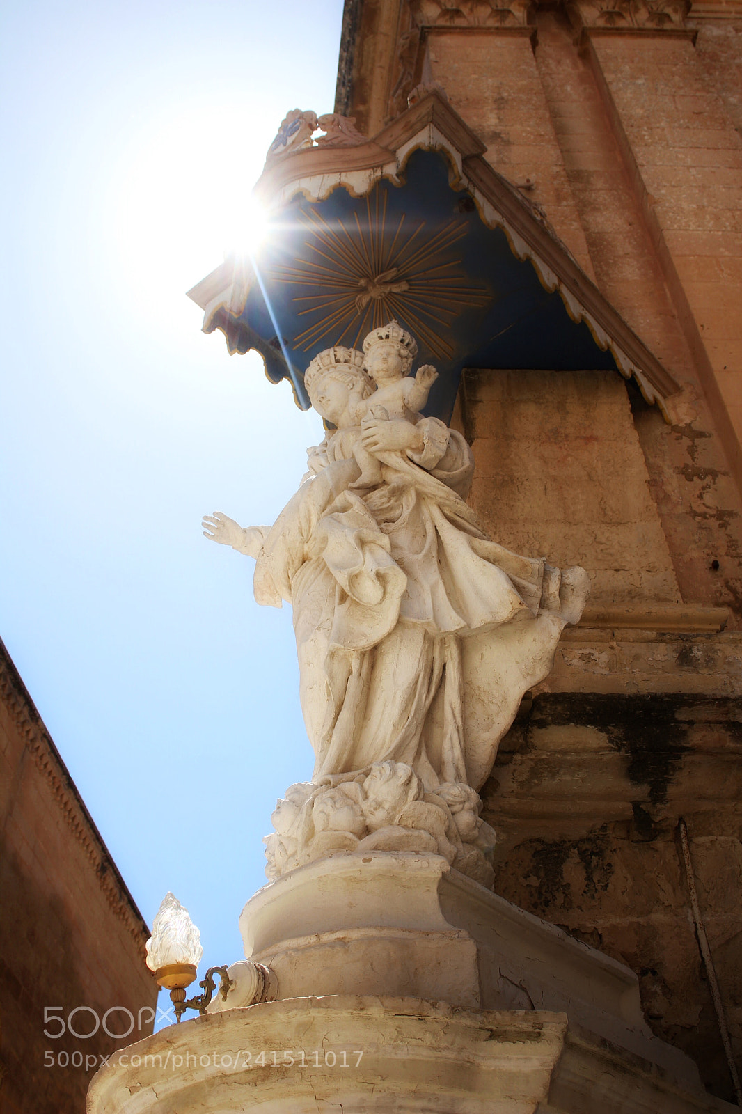 Canon EOS 1300D (EOS Rebel T6 / EOS Kiss X80) sample photo. Statue photography