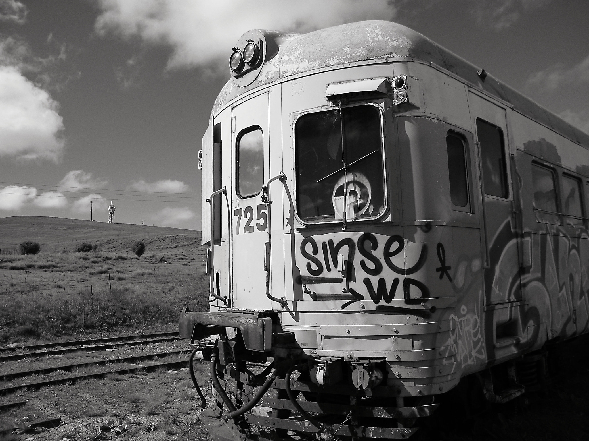 Kodak EASYSHARE Z1015 IS DIGITAL CAMERA sample photo. Old trains photography