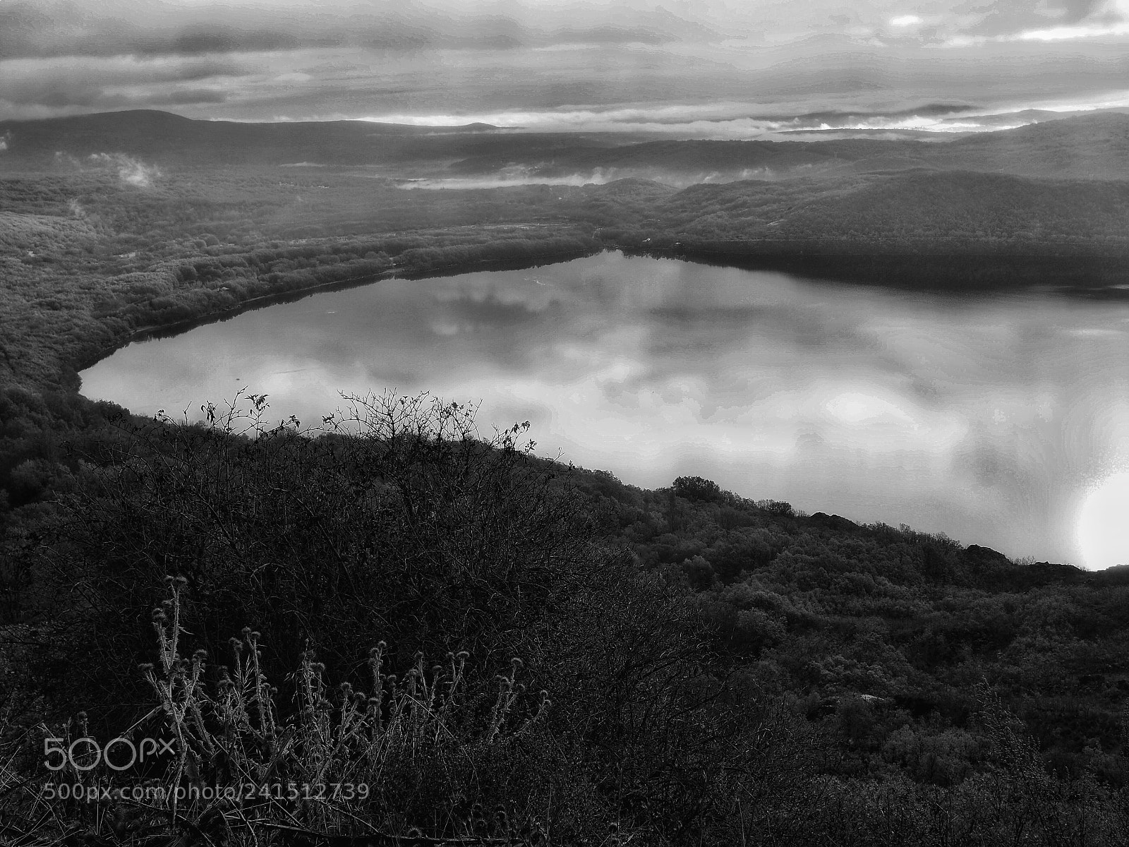 Olympus OM-D E-M10 II sample photo. Sanabria lake photography