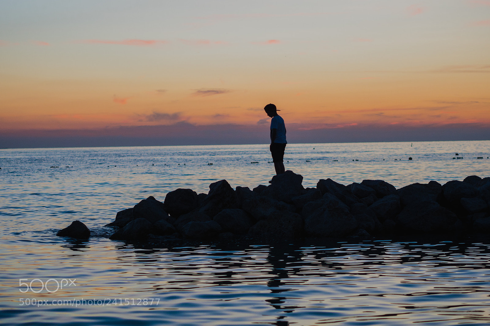 Panasonic Lumix DC-GH5 sample photo. Silhouette boy photography