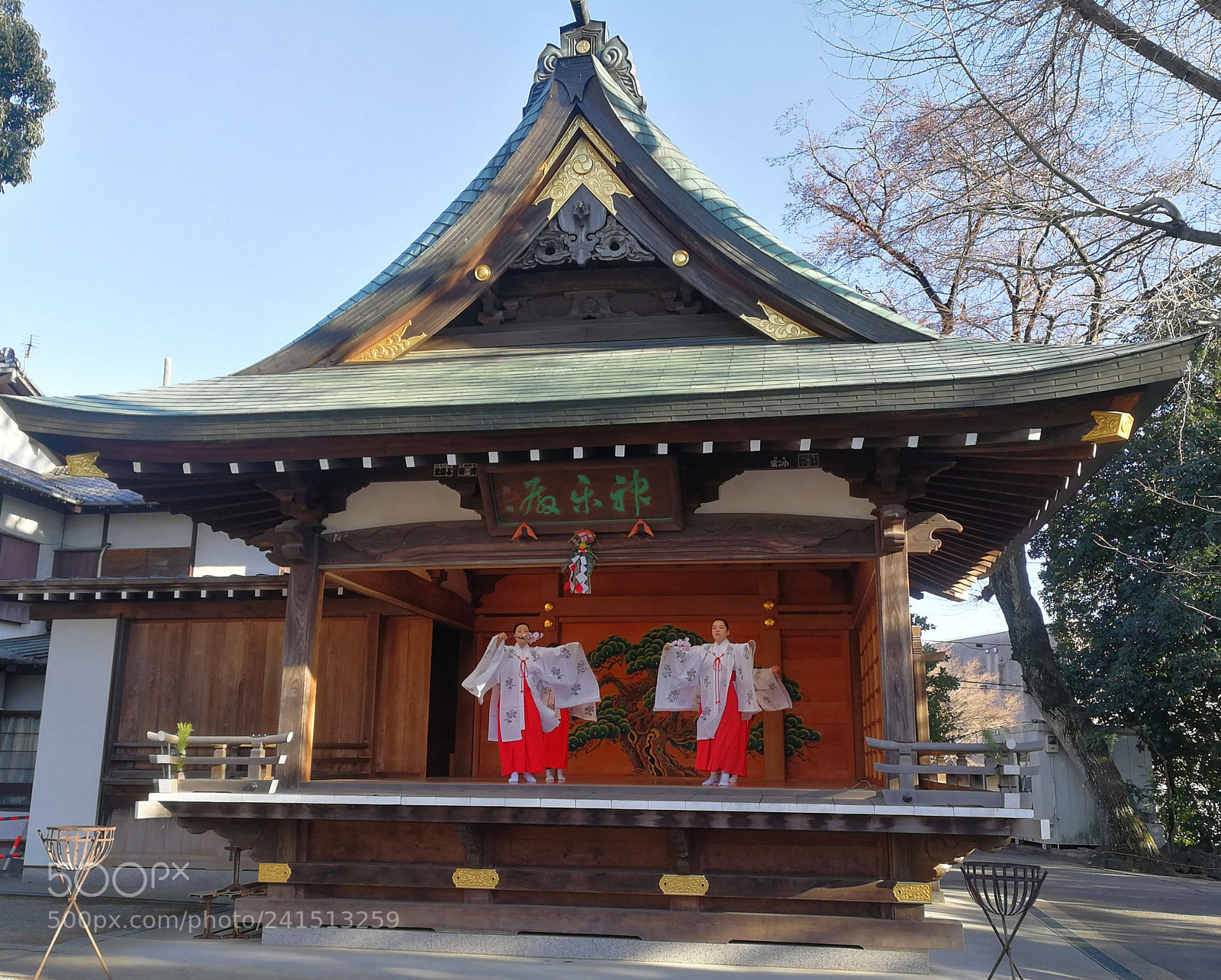 HUAWEI Mate 9 sample photo. New year shrine dance photography