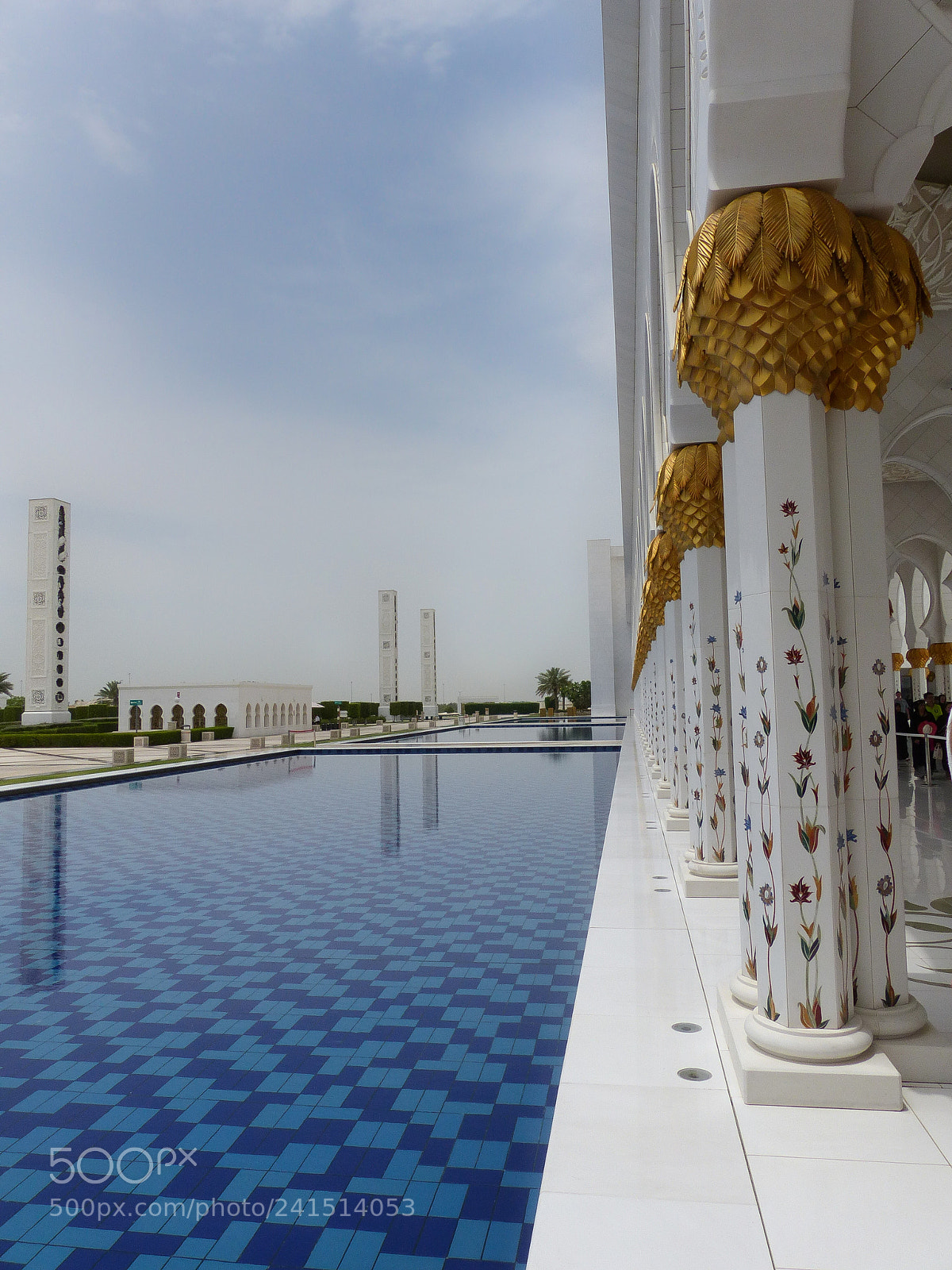 Panasonic Lumix DMC-FZ200 sample photo. Sheikh zayed grand mosque photography