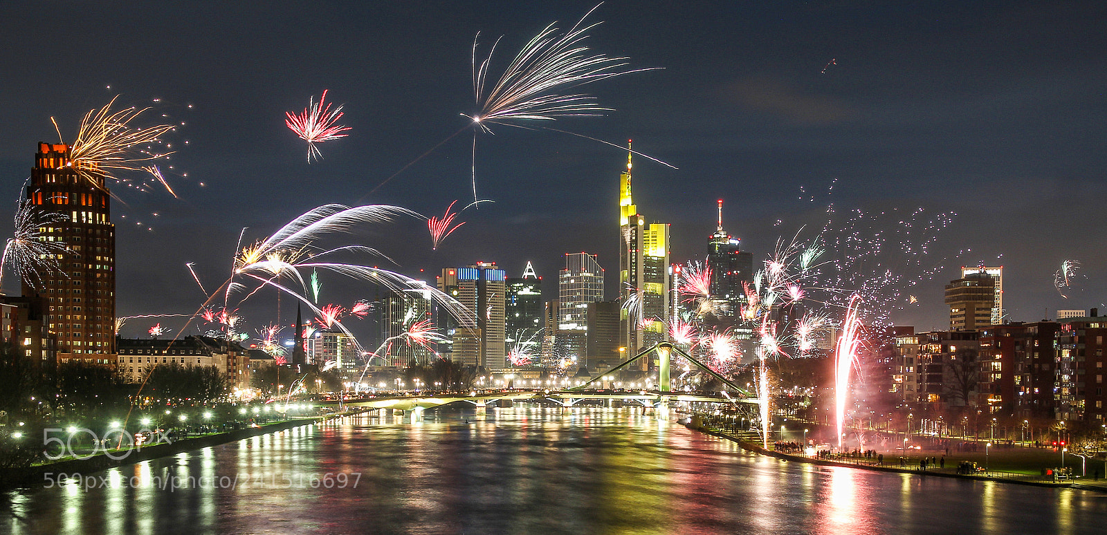 Canon EOS 1200D (EOS Rebel T5 / EOS Kiss X70 / EOS Hi) sample photo. Fireworks at frankfurt am photography