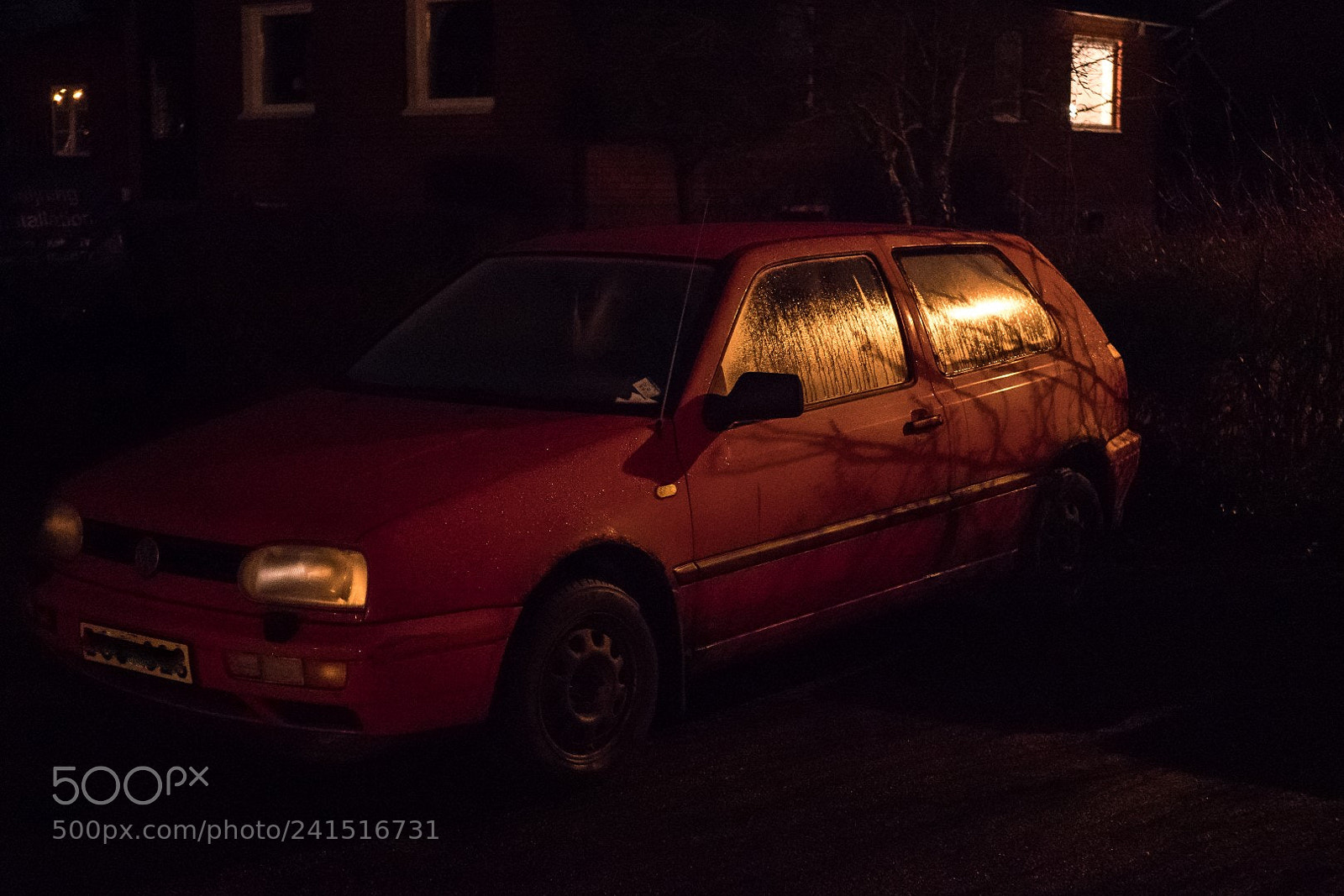 Panasonic Lumix DMC-GX85 (Lumix DMC-GX80 / Lumix DMC-GX7 Mark II) sample photo. The red car photography