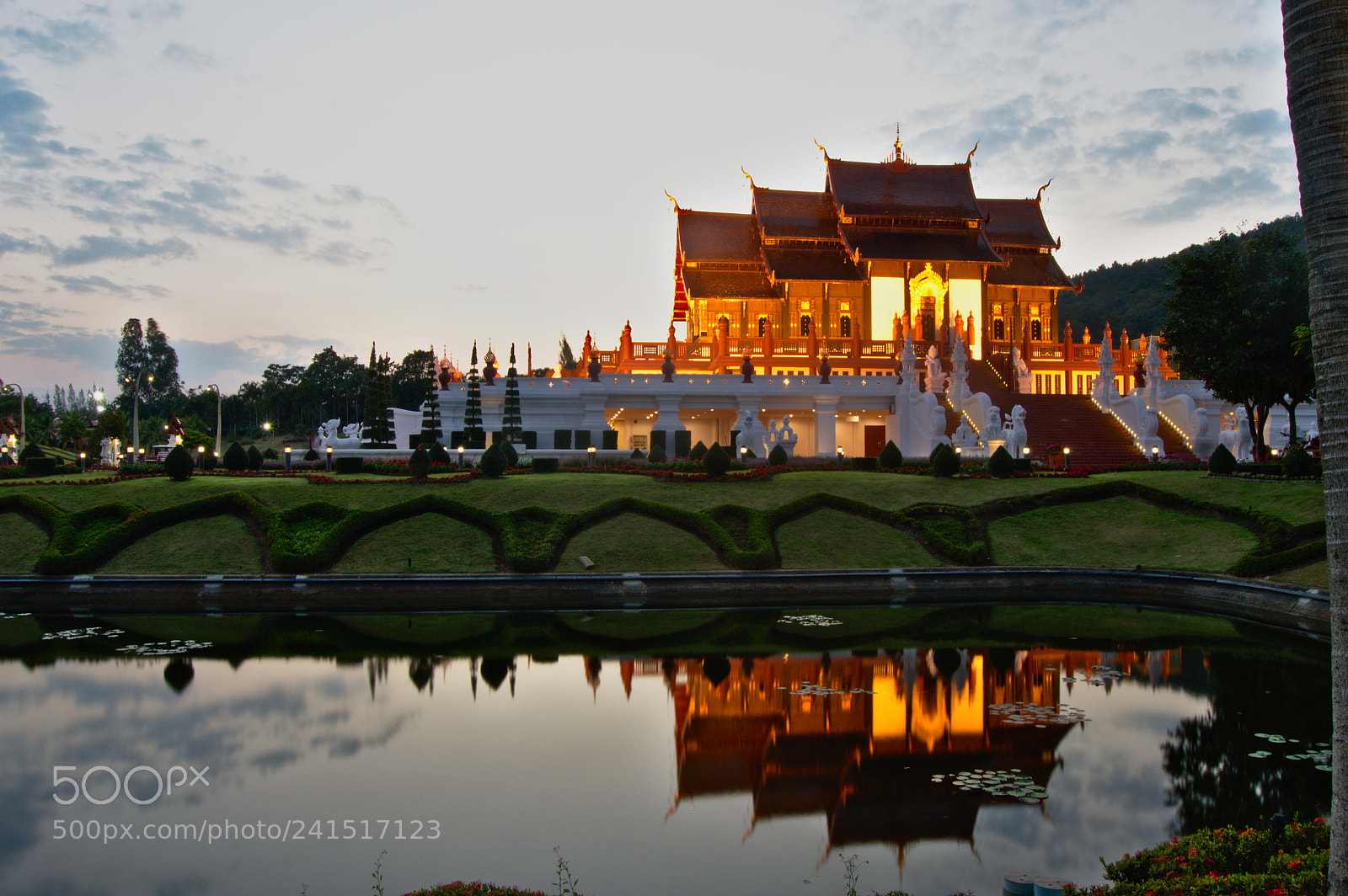 Nikon D3200 sample photo. Grand pavilion photography
