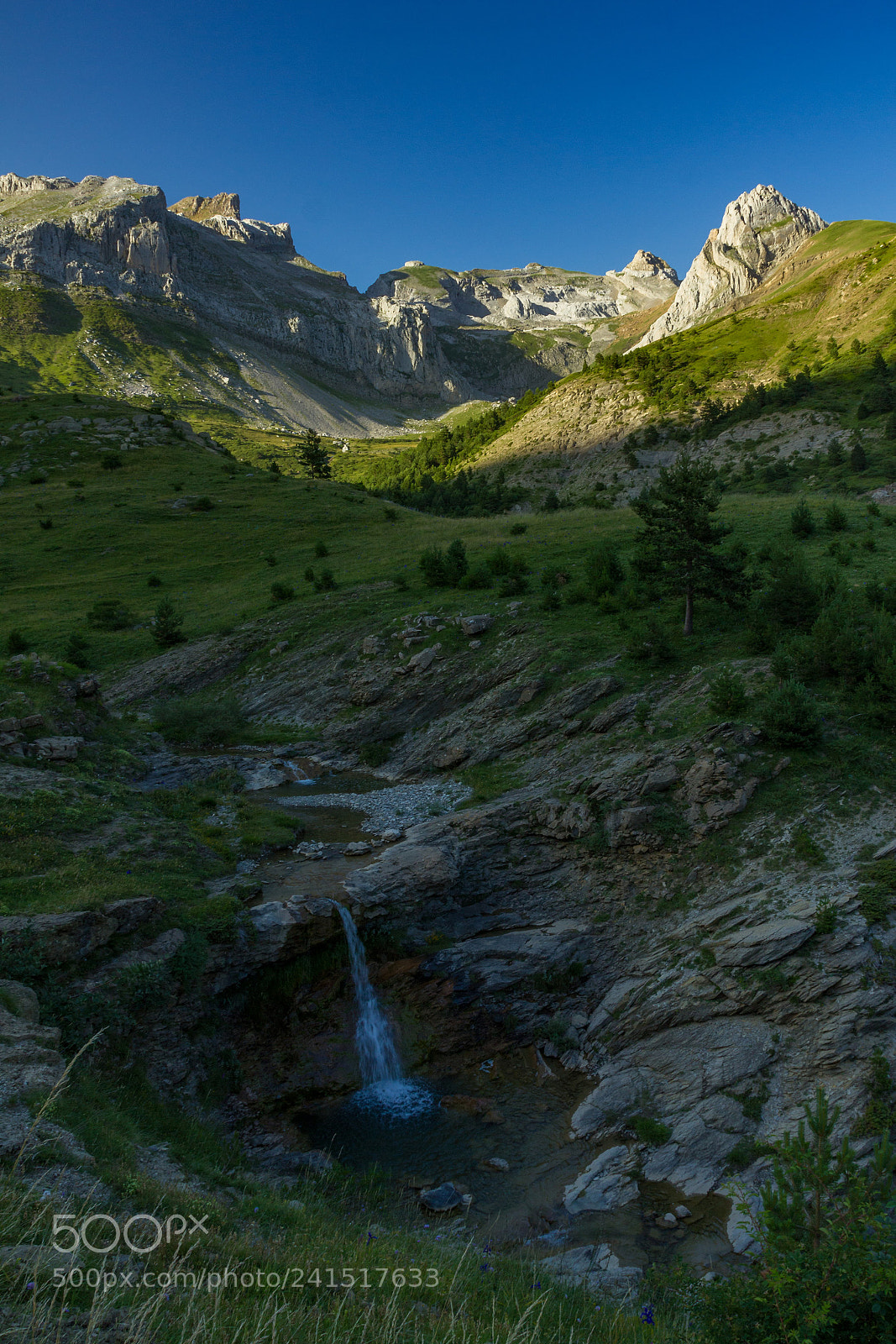 Canon EOS 550D (EOS Rebel T2i / EOS Kiss X4) sample photo. Atardeciendo en huesca photography