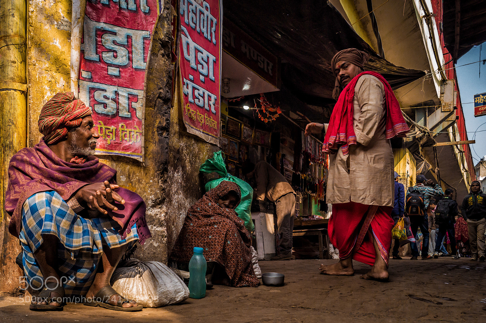 Sony SLT-A58 sample photo. From the streets of photography