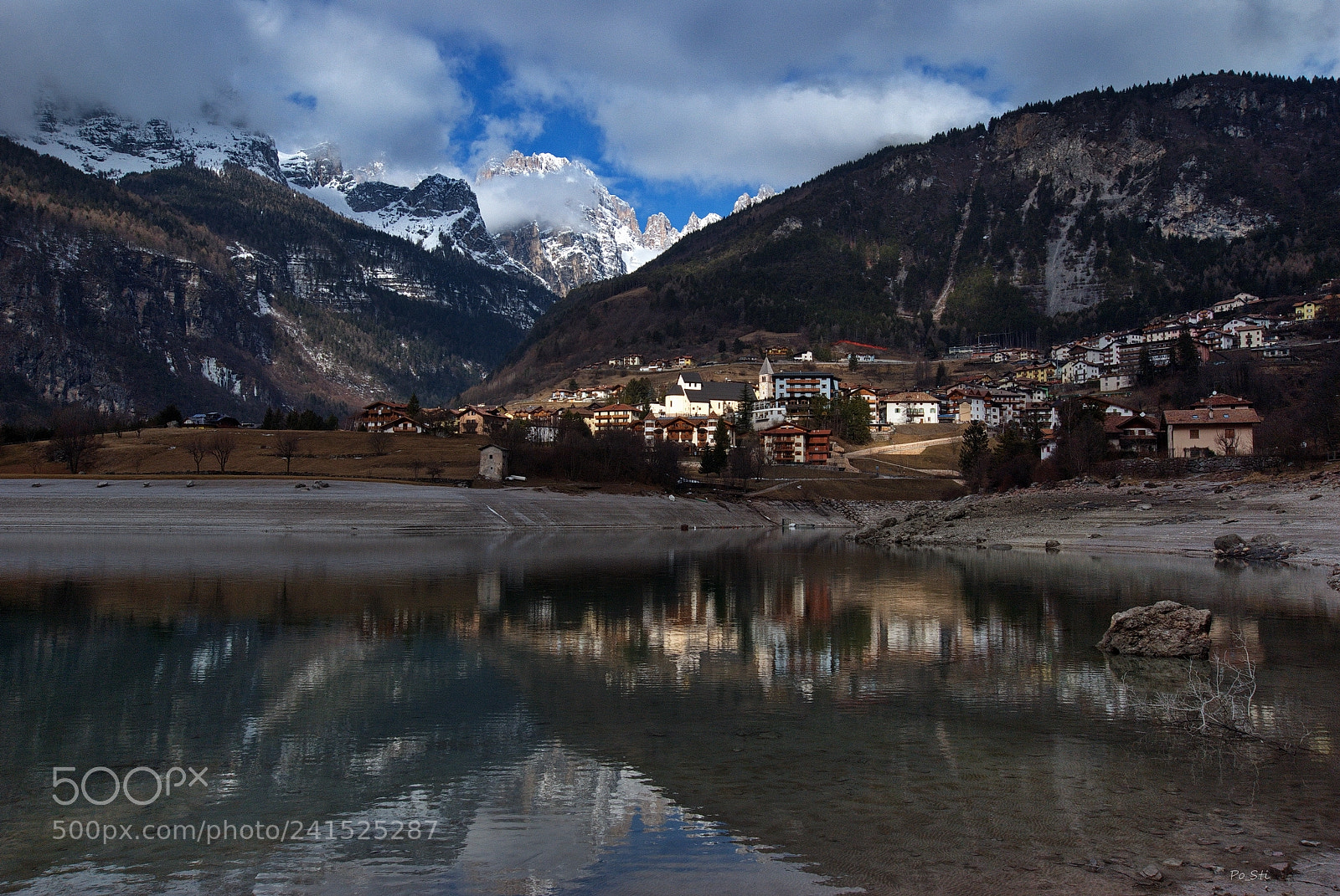 Nikon D80 sample photo. Percorso intorno al lago photography
