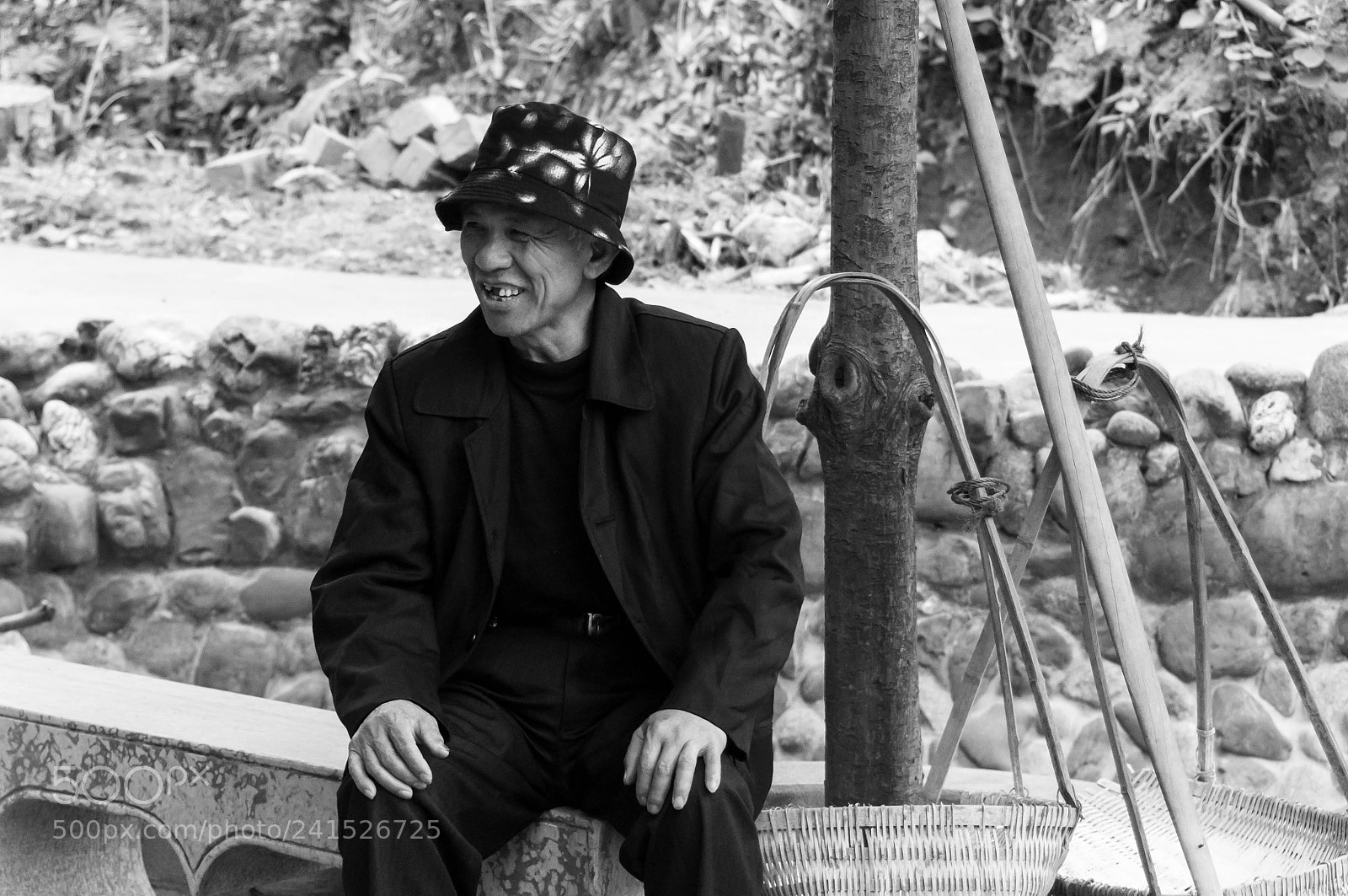 Nikon D90 sample photo. Happy old man photography