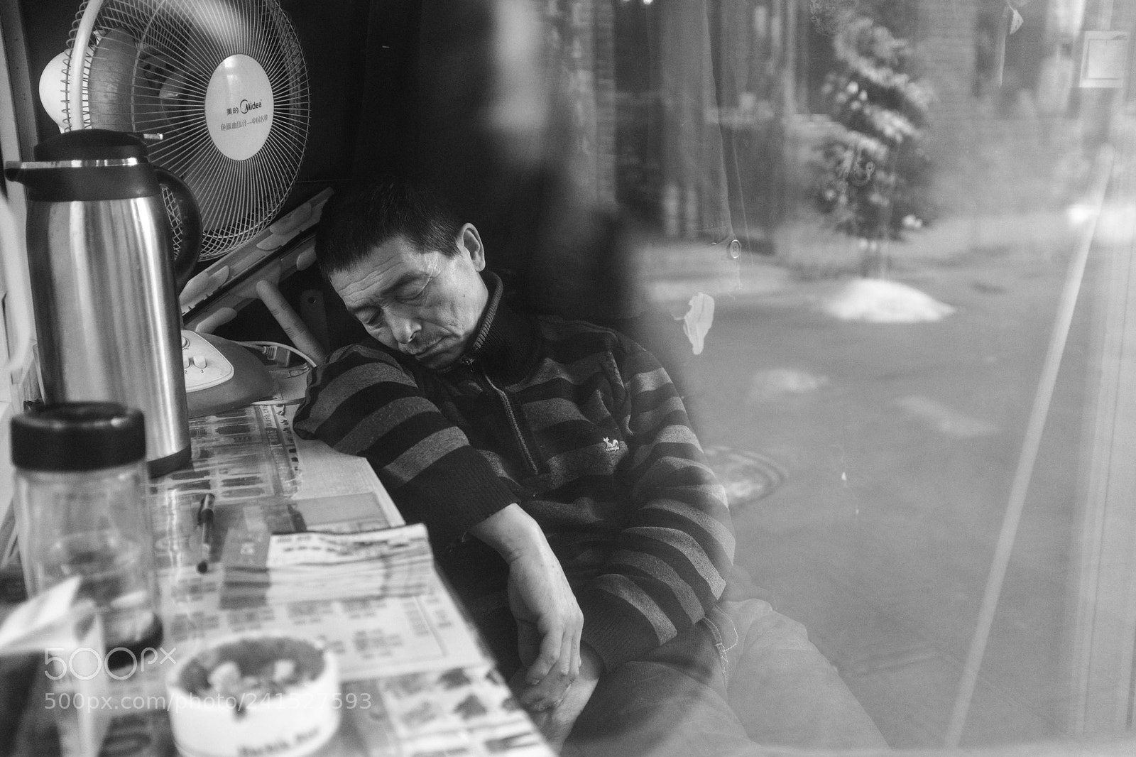 Fujifilm X100F sample photo. Dreaming photography