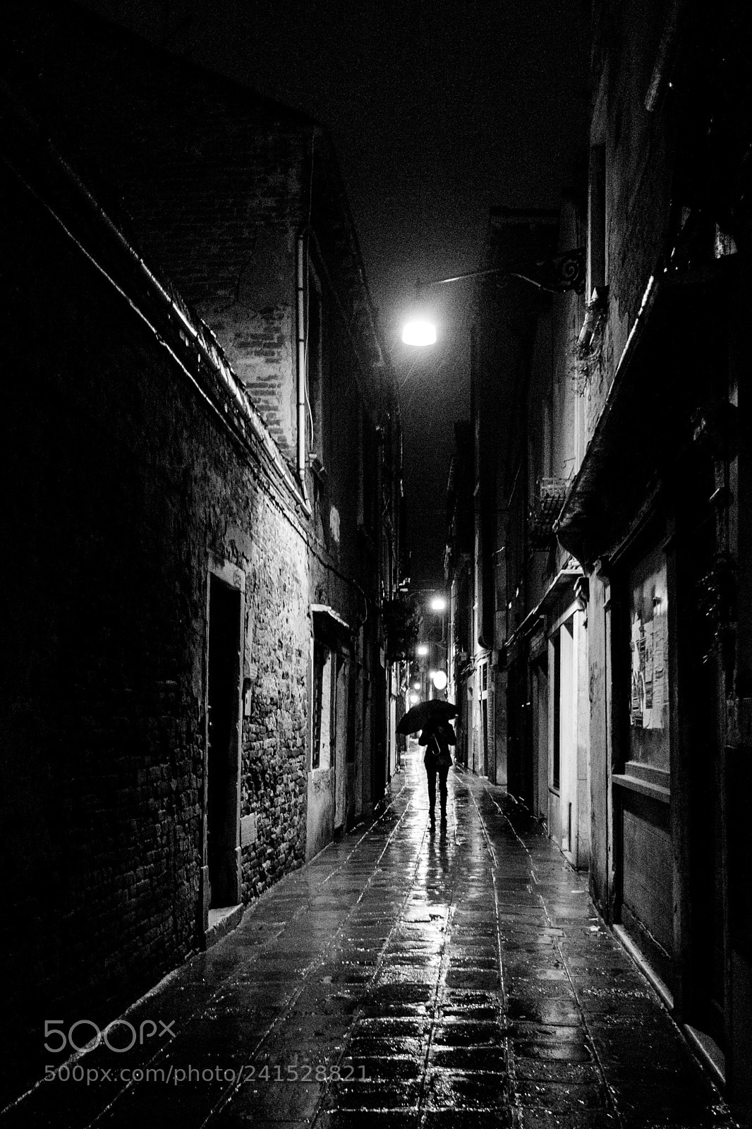 Fujifilm X70 sample photo. Venice by night photography