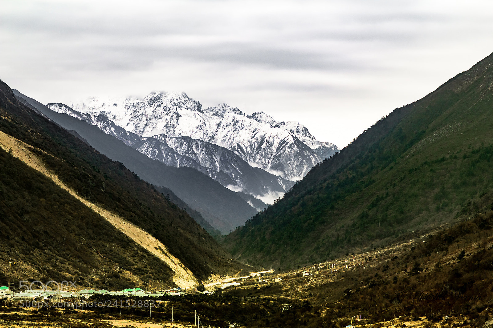 Canon EOS 550D (EOS Rebel T2i / EOS Kiss X4) sample photo. Tranquil and scenic thangu photography