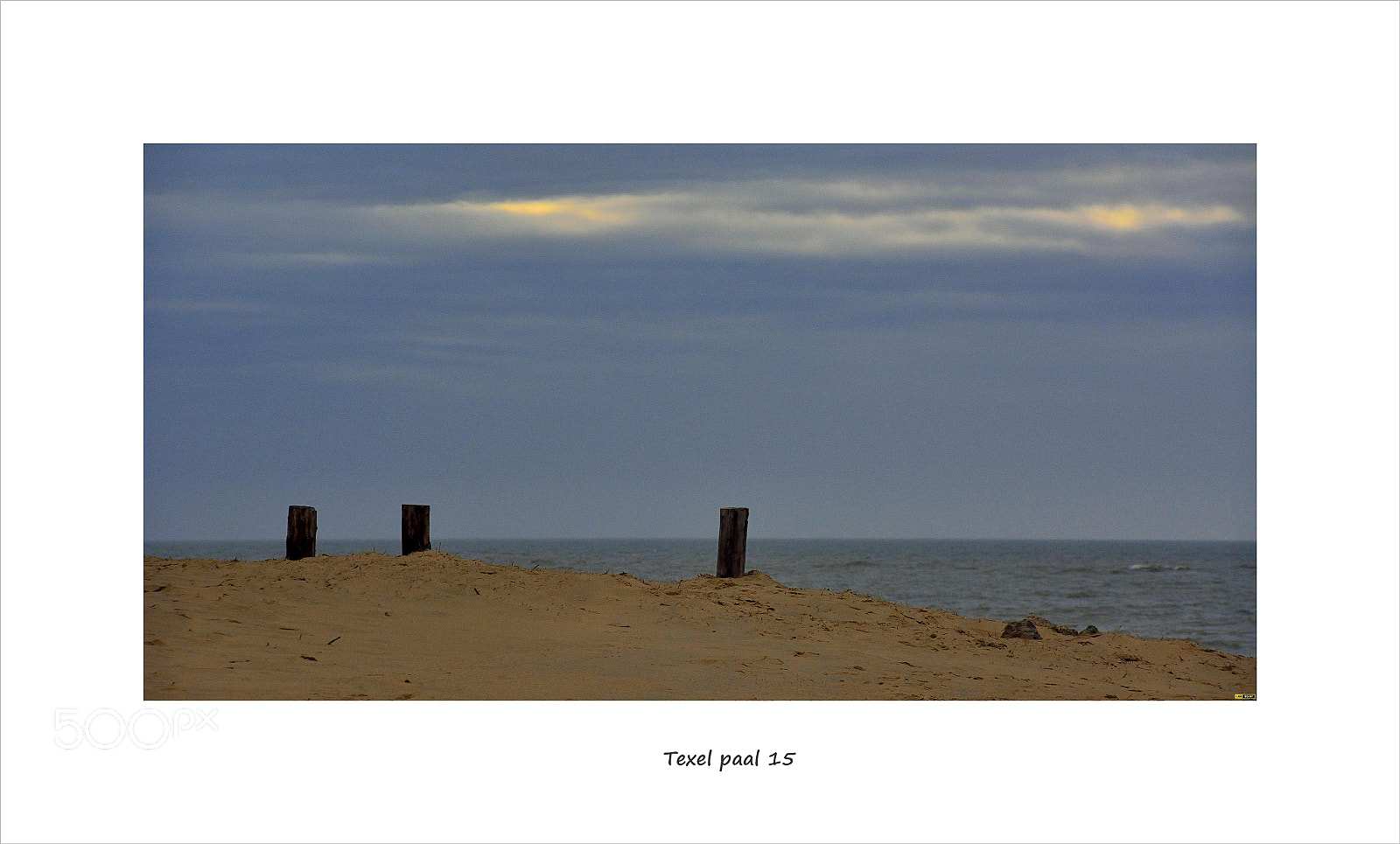 Nikon D7100 + Tamron 18-270mm F3.5-6.3 Di II VC PZD sample photo. Texel island - north sea beach at pole 15 photography