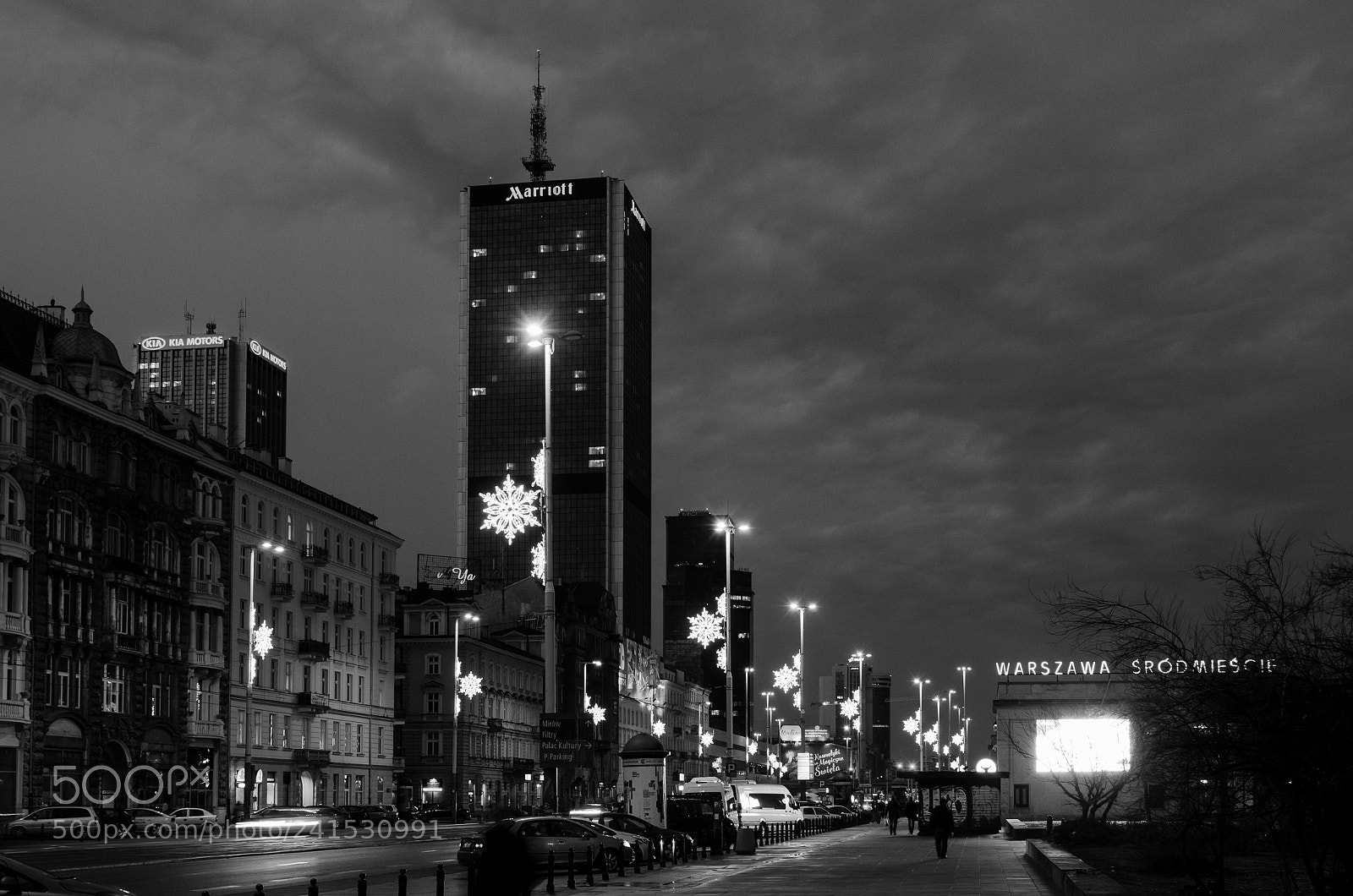 Pentax K-30 sample photo. Warsaw morning b&w photography