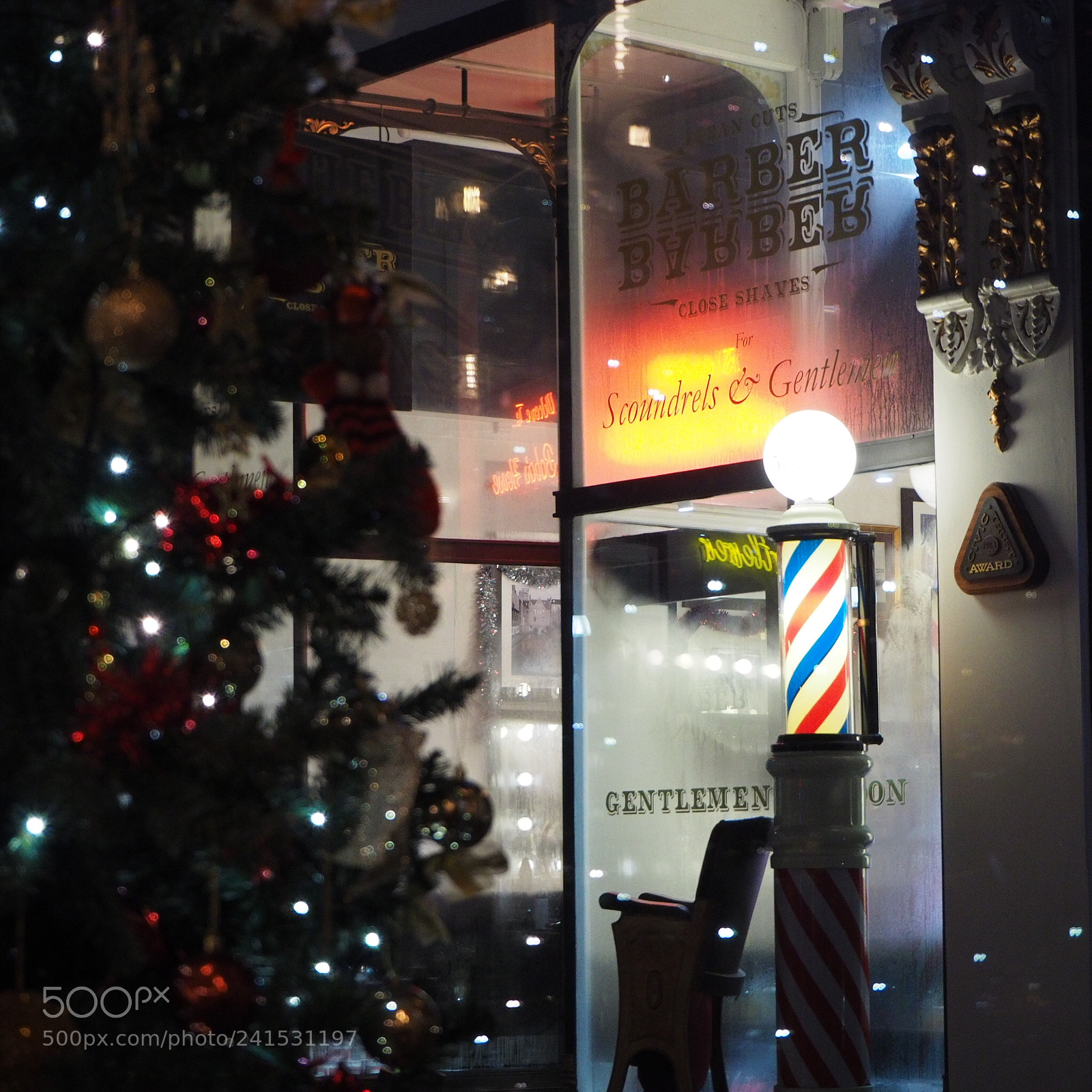Olympus OM-D E-M10 II sample photo. Barber shop photography