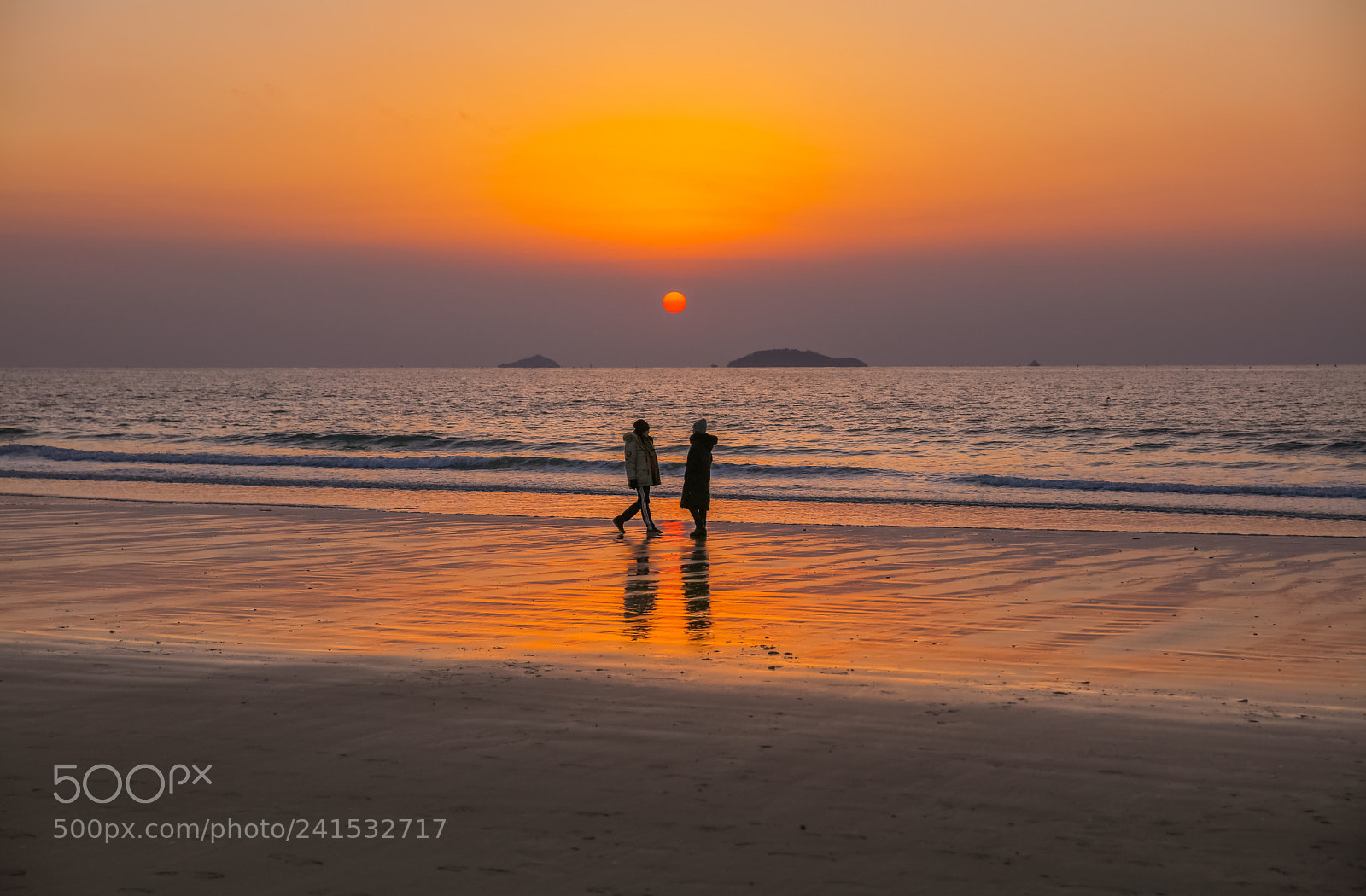 Canon EOS 5DS R sample photo. Sunset and couple photography
