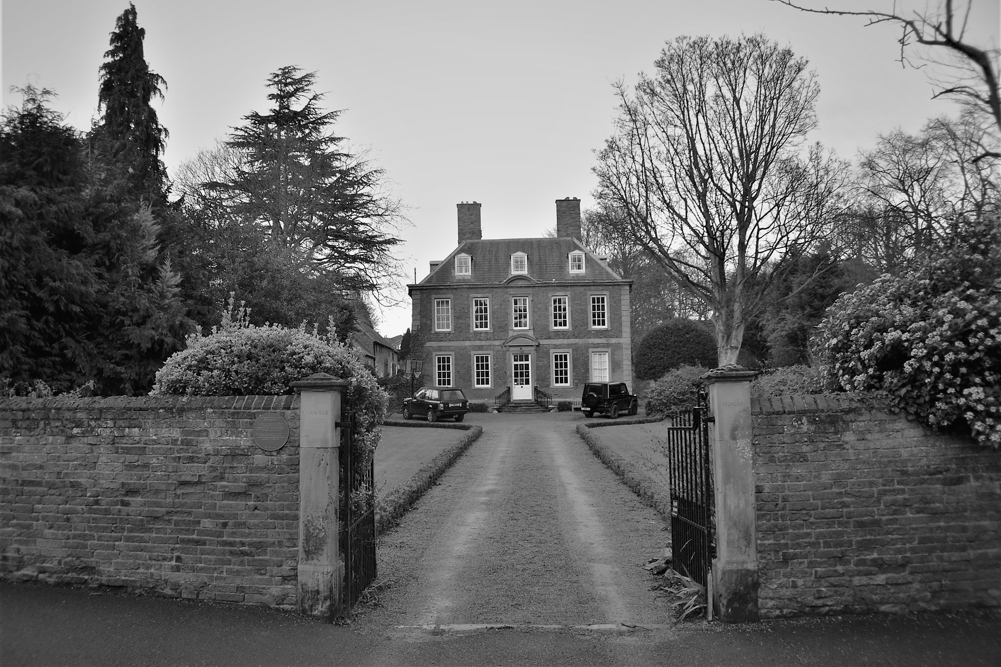 Nikon D3100 sample photo. Rectory photography