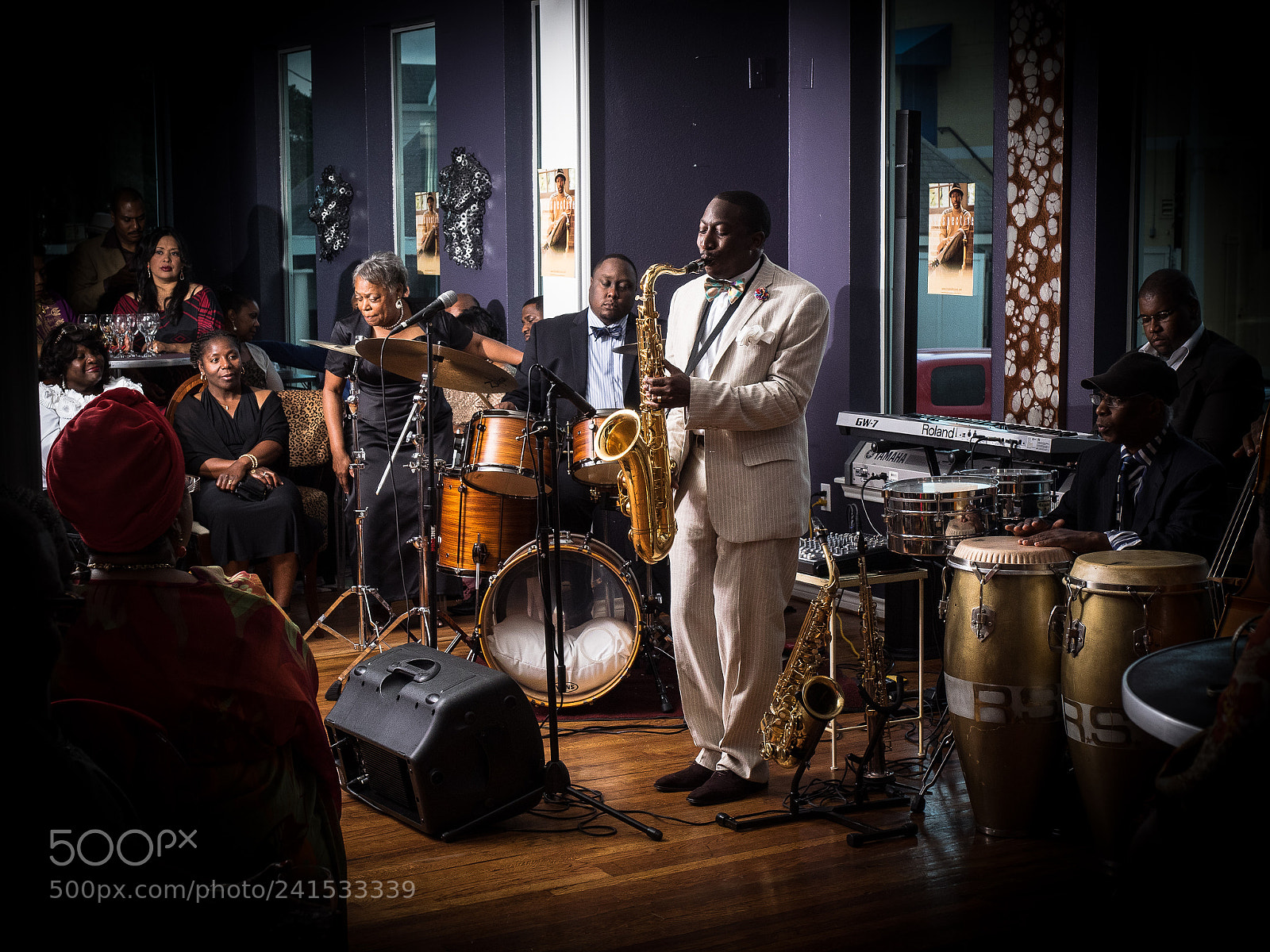 Olympus OM-D E-M1 sample photo. Jazz master photography