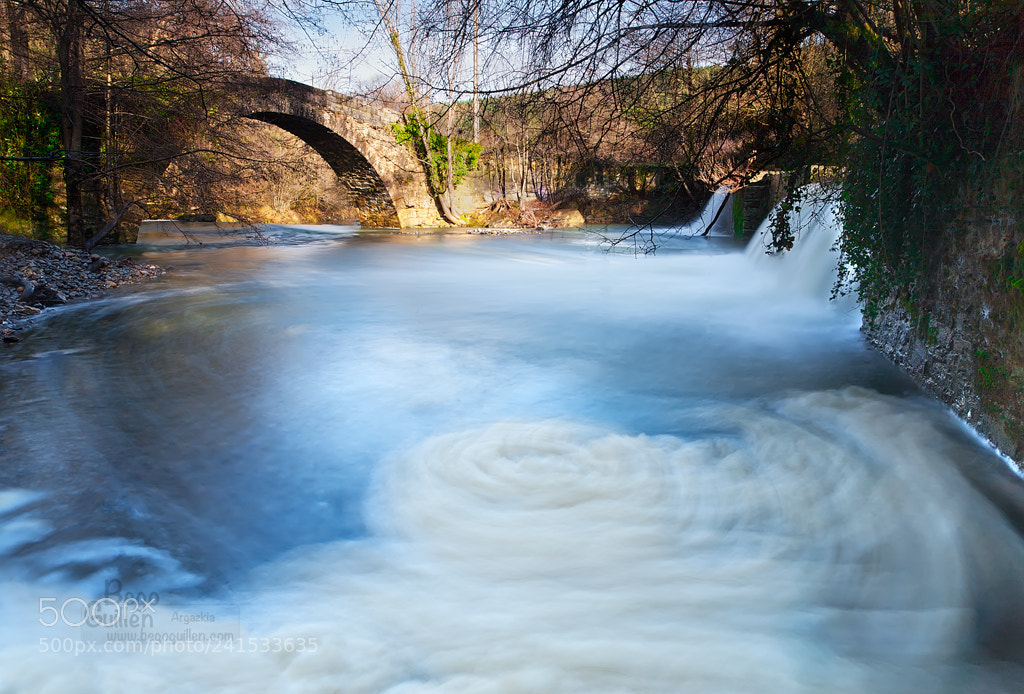 Canon EOS-1Ds Mark III sample photo. Playing with water... photography