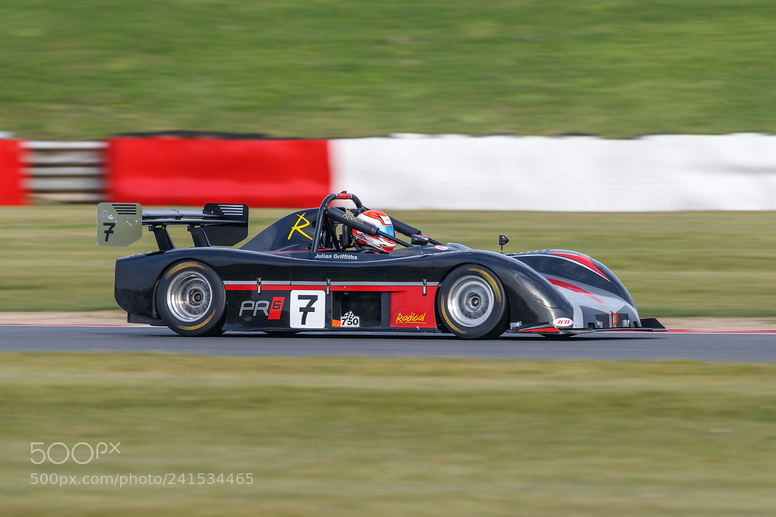 Canon EOS-1D X Mark II sample photo. Radical photography