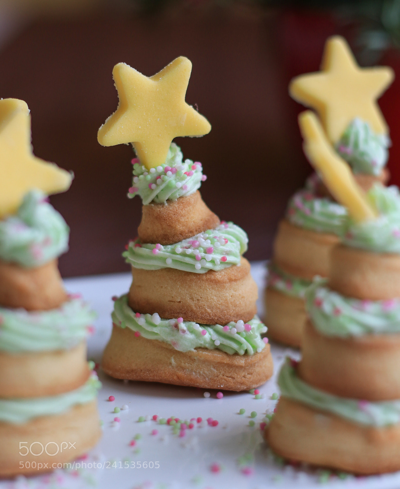 Canon EOS 80D sample photo. Christmas tree cookies with photography