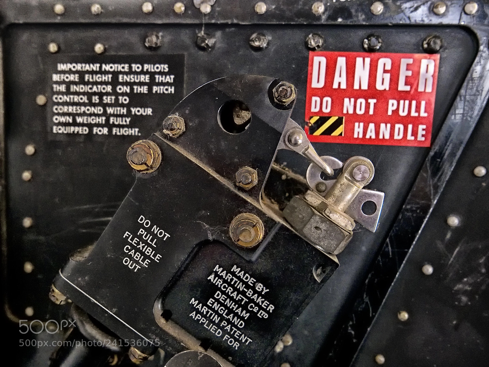 Panasonic Lumix DMC-LX100 sample photo. Danger do not pull photography
