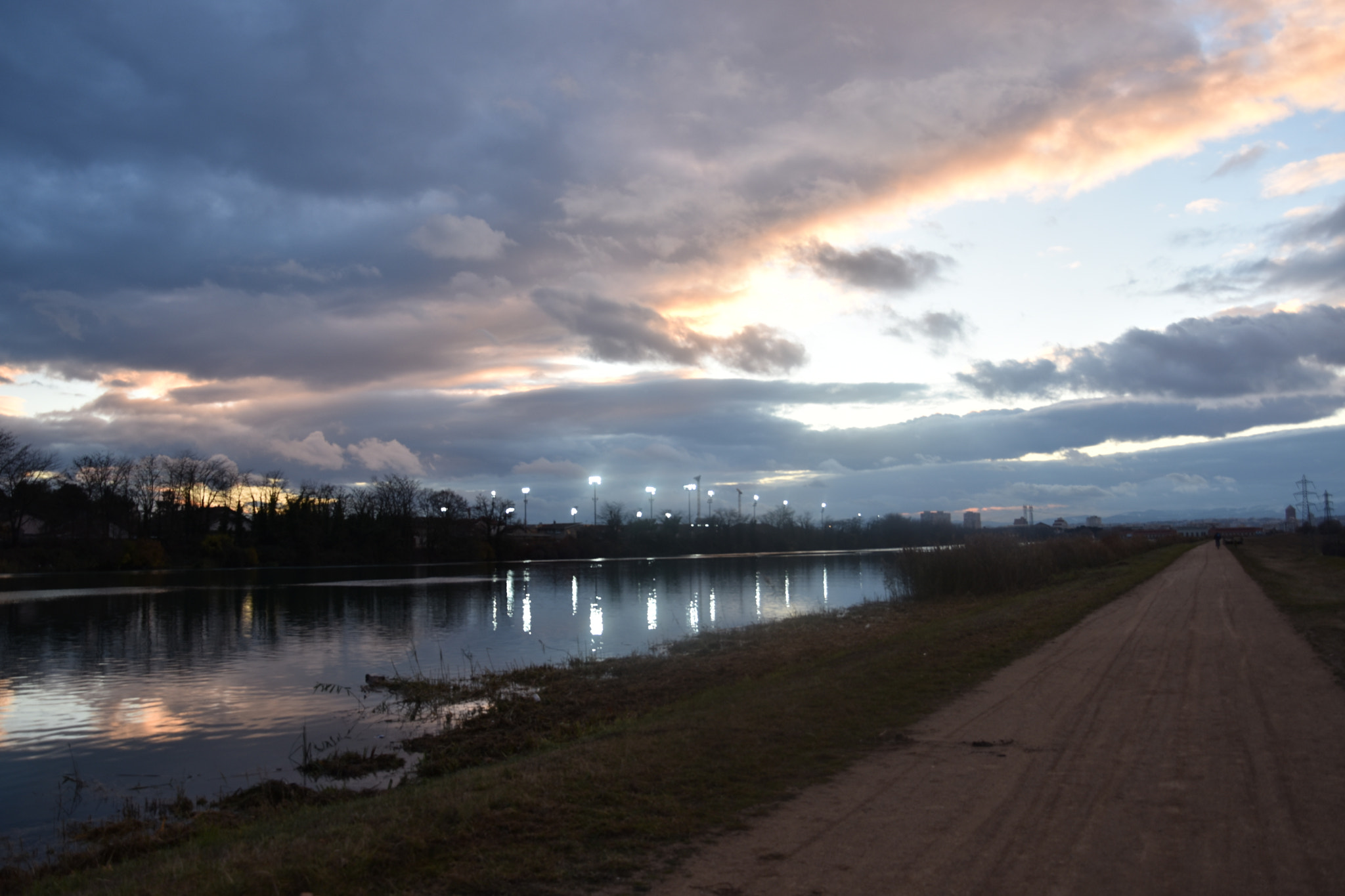 Nikon D3400 sample photo. Walking_around photography